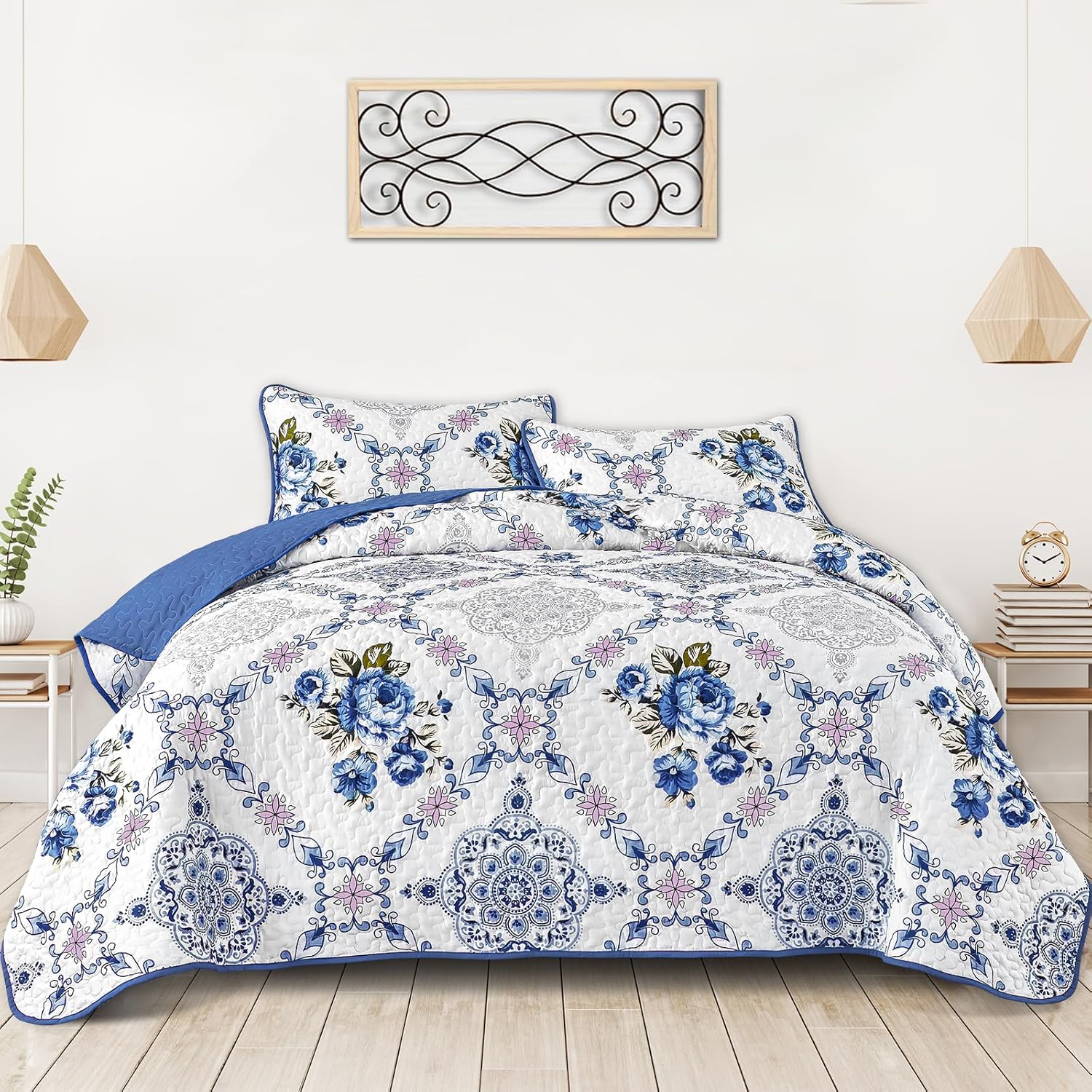 Rich white blue Elegant 3 Pc Bedspread & Pillow Cover Set