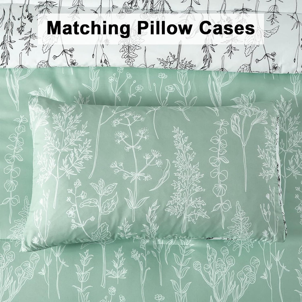 Floral Comforter Set, Green White Floral Pattern Reversible Bedding
