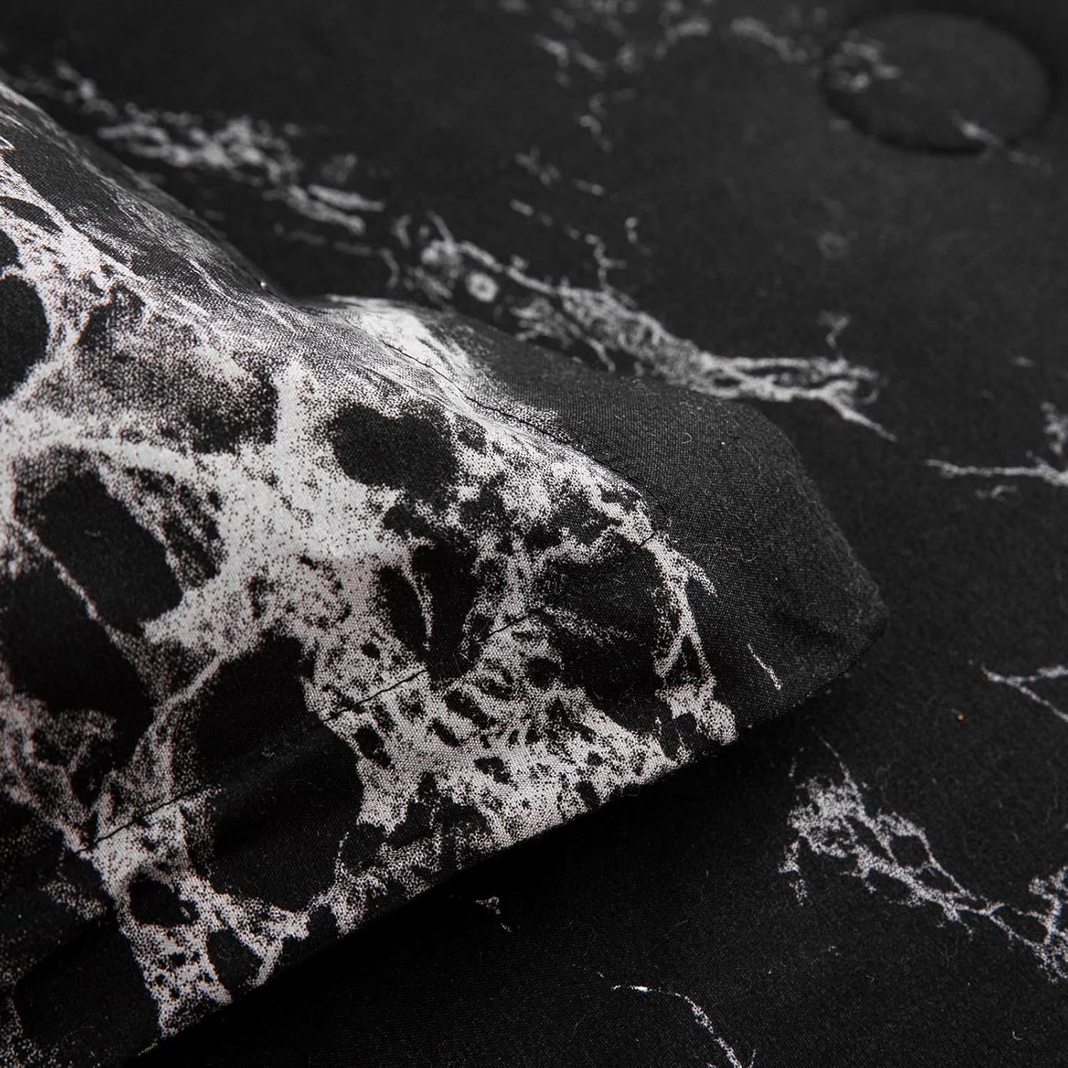 Black Marble Comforter Set, Bedding for All Seasons, 3-Piece Set