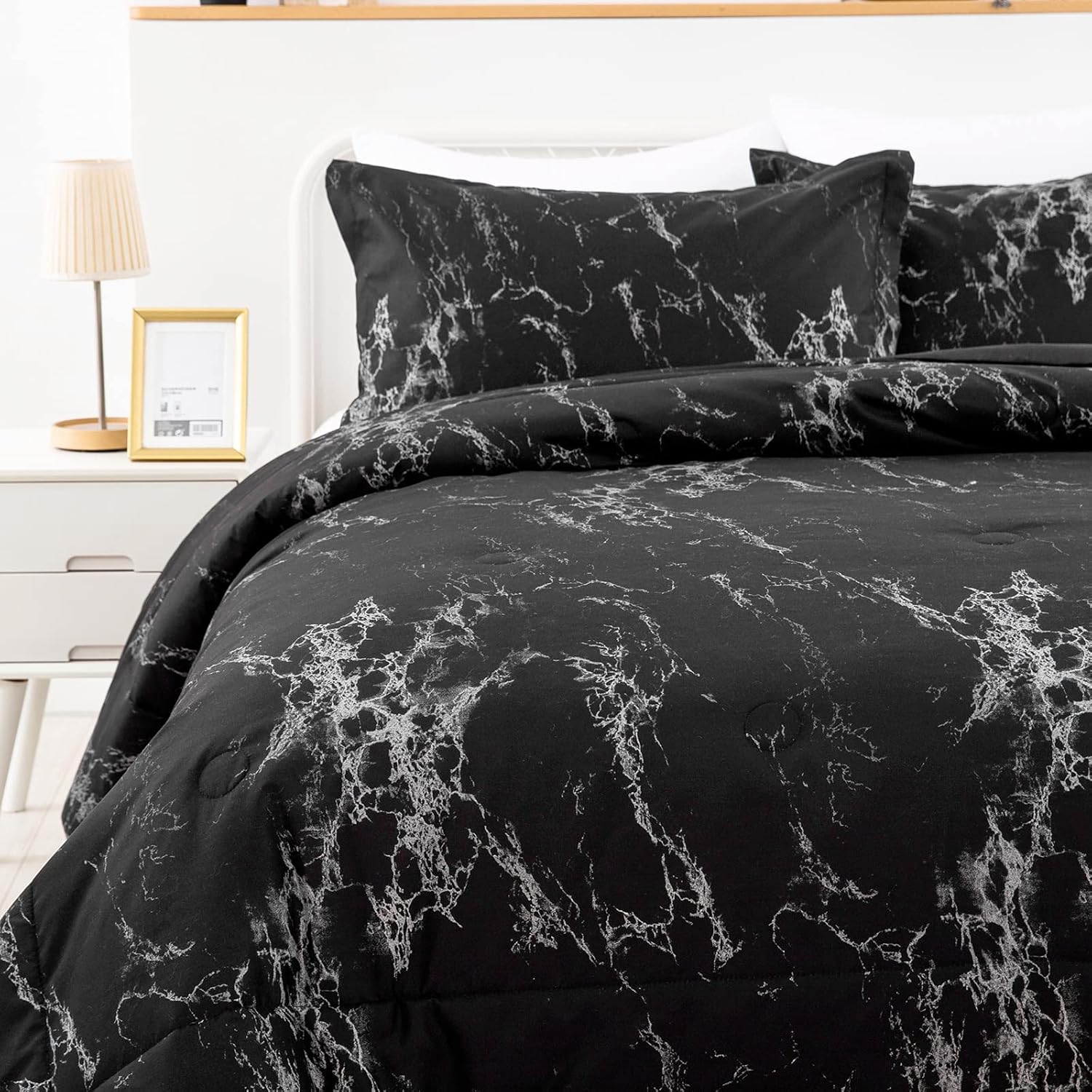 Black Marble Comforter Set, Bedding for All Seasons, 3-Piece Set
