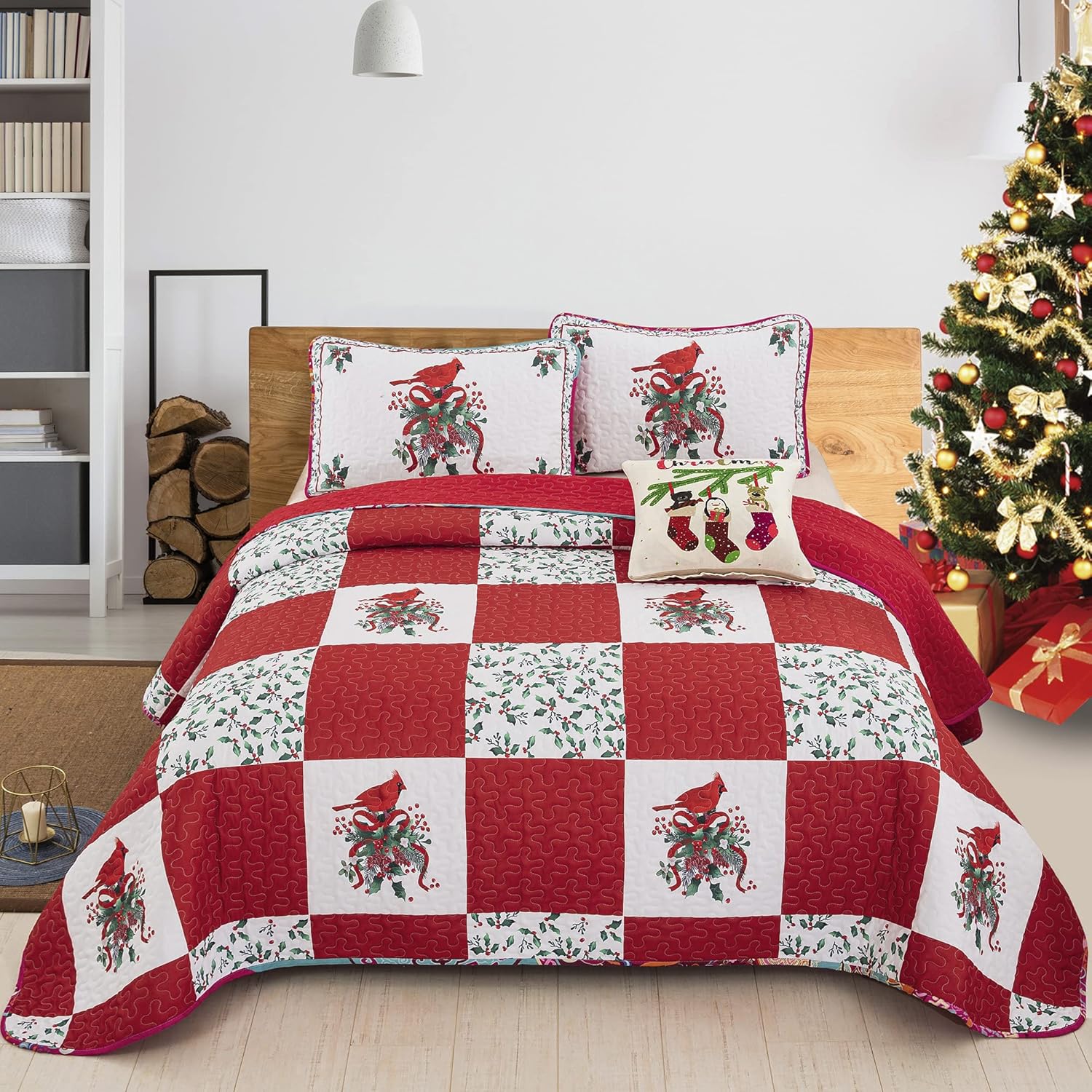Elegant Red, greem & White Christmas Bedspread Set