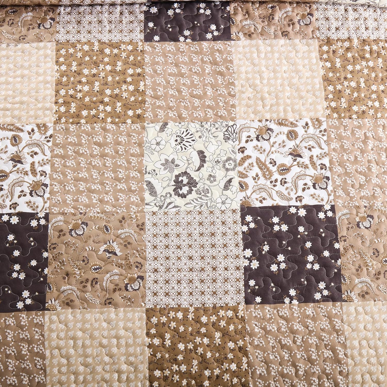 Rustic Countryside Daisy Quilted 3 Pc Bedspread & Pillow Cover Set