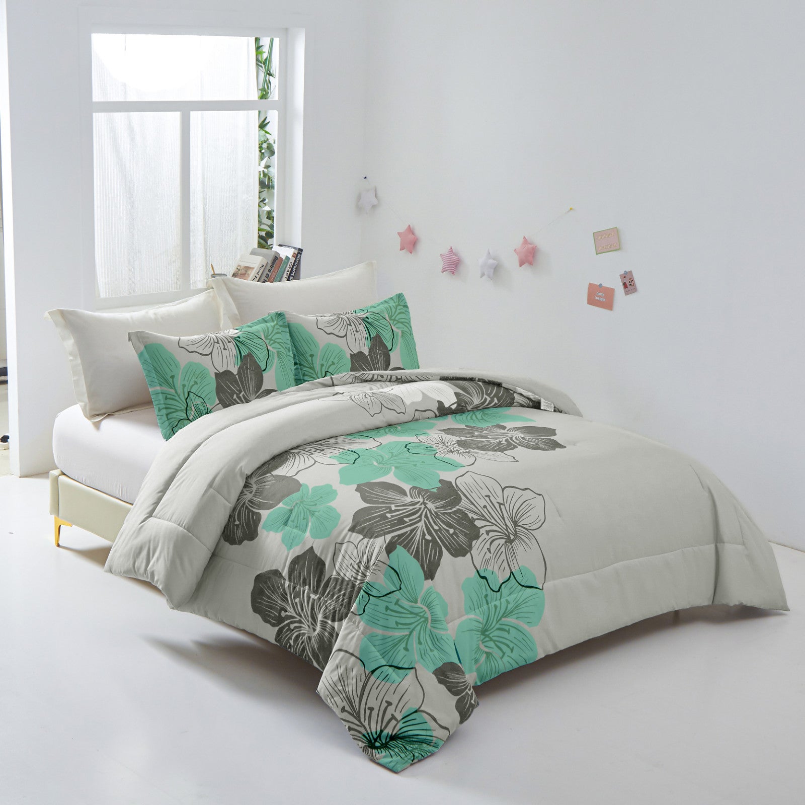 Floral Comforter Set, Green Floral 3-Piece Bedding, Lightweight Microfiber