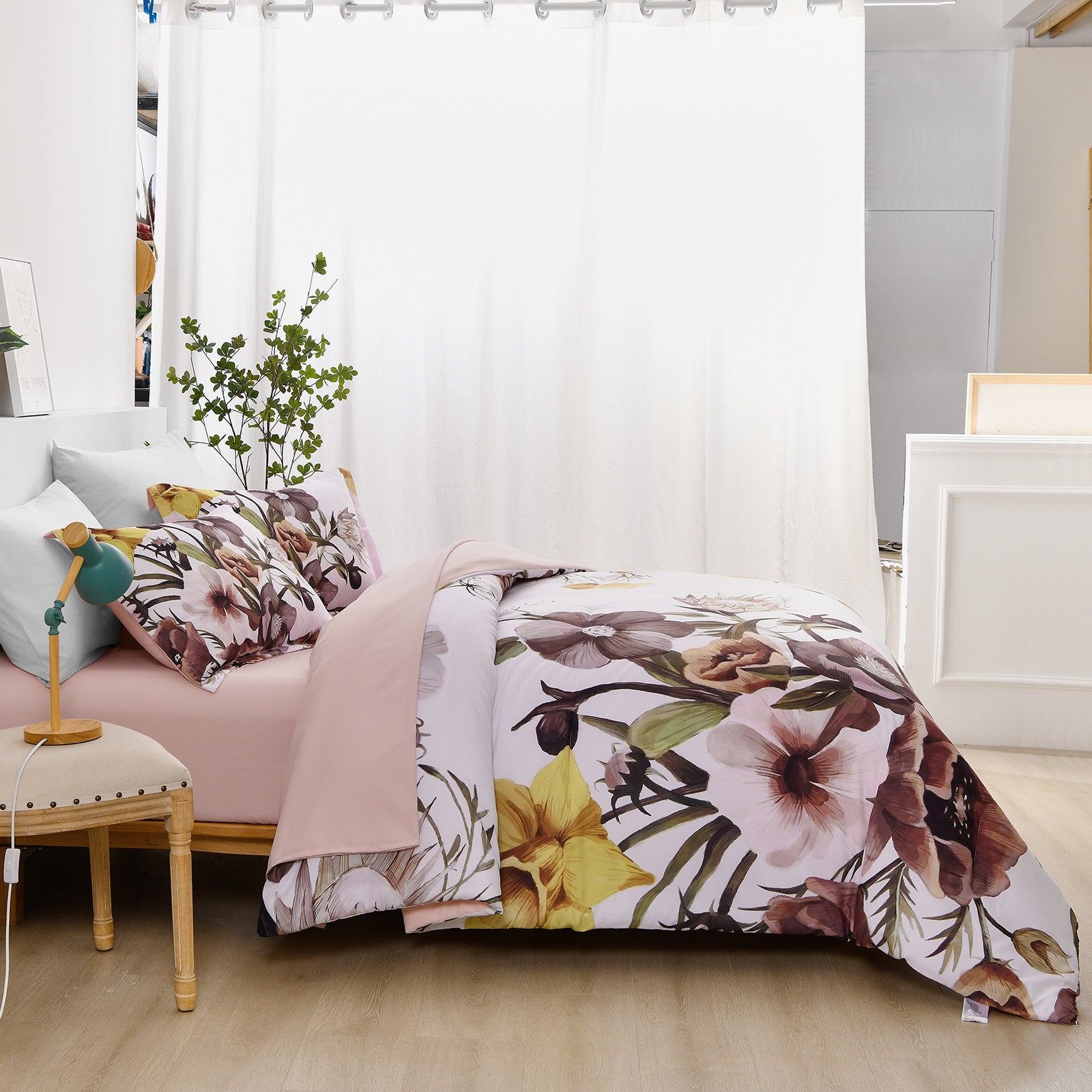 Floral Comforter Set, Blush Floral 3-Piece Bedding, Soft Microfiber for All Seasons