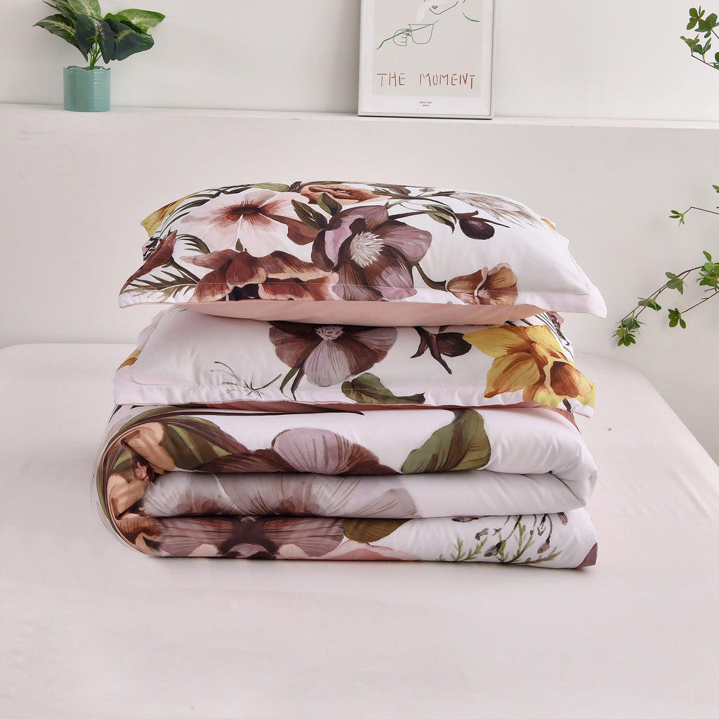 Floral Comforter Set, Blush Floral 3-Piece Bedding, Soft Microfiber for All Seasons