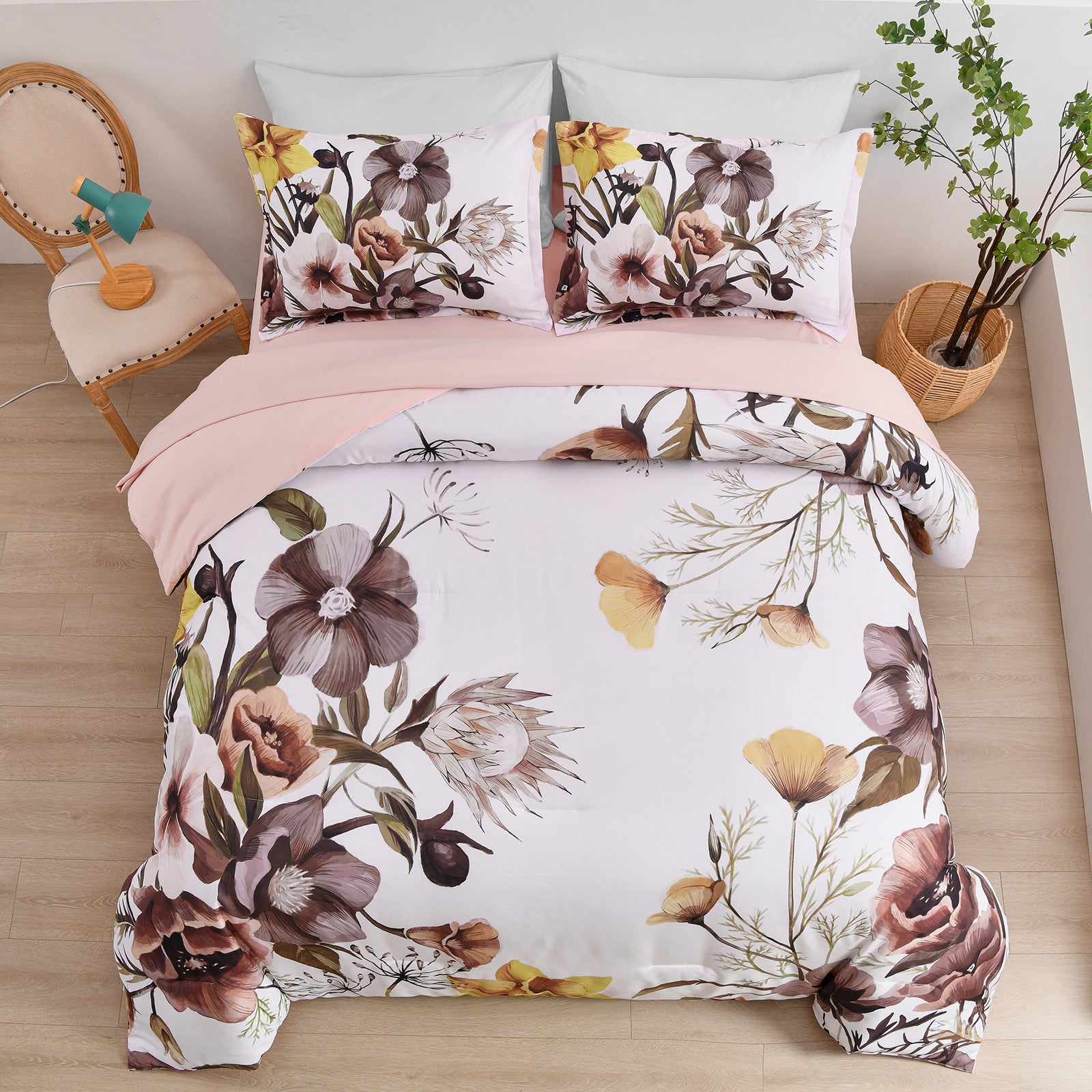 Floral Comforter Set, Blush Floral 3-Piece Bedding, Soft Microfiber for All Seasons