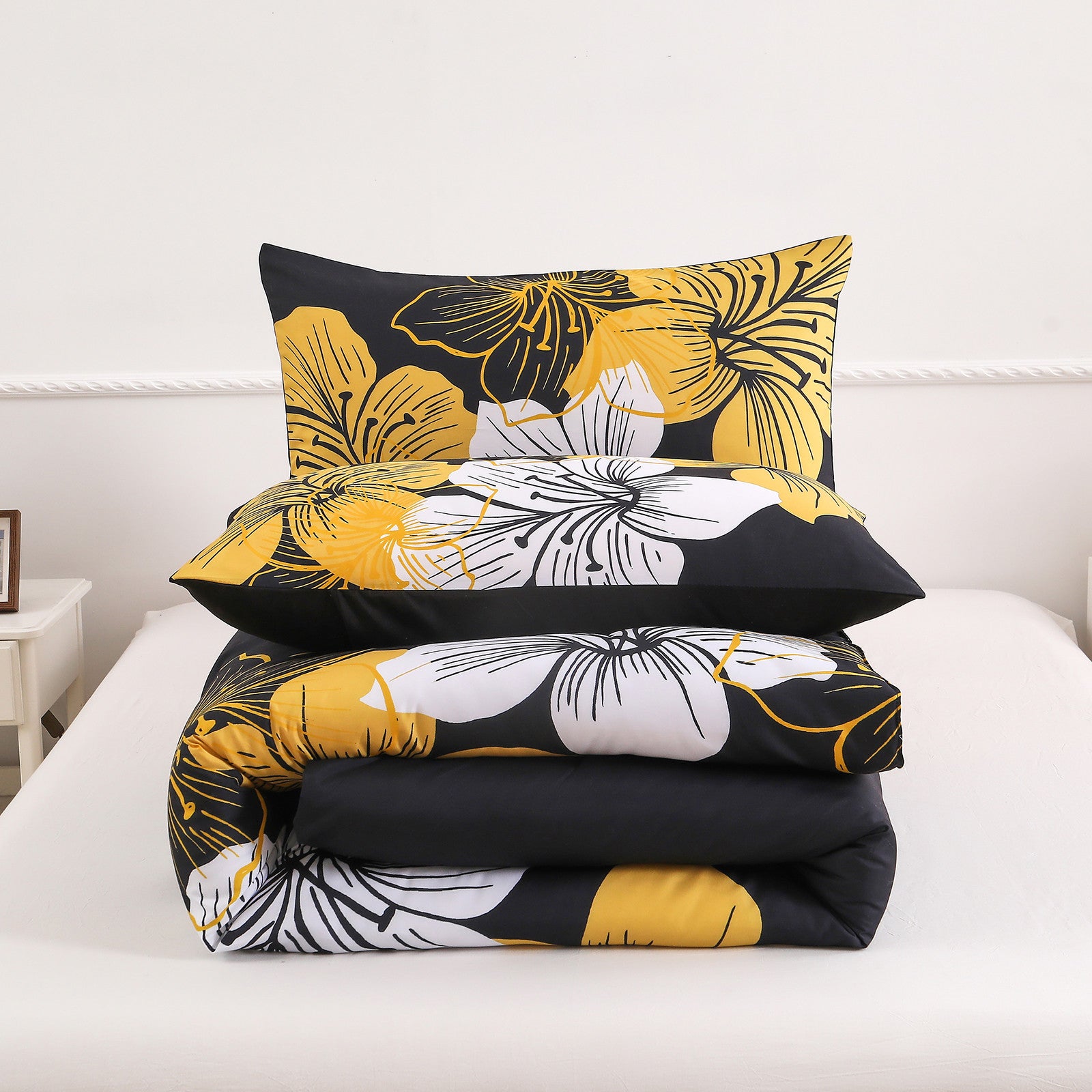 Comforter Set, Black/Gold Floral 3-Piece Bedding, Soft Microfiber for All Seasons