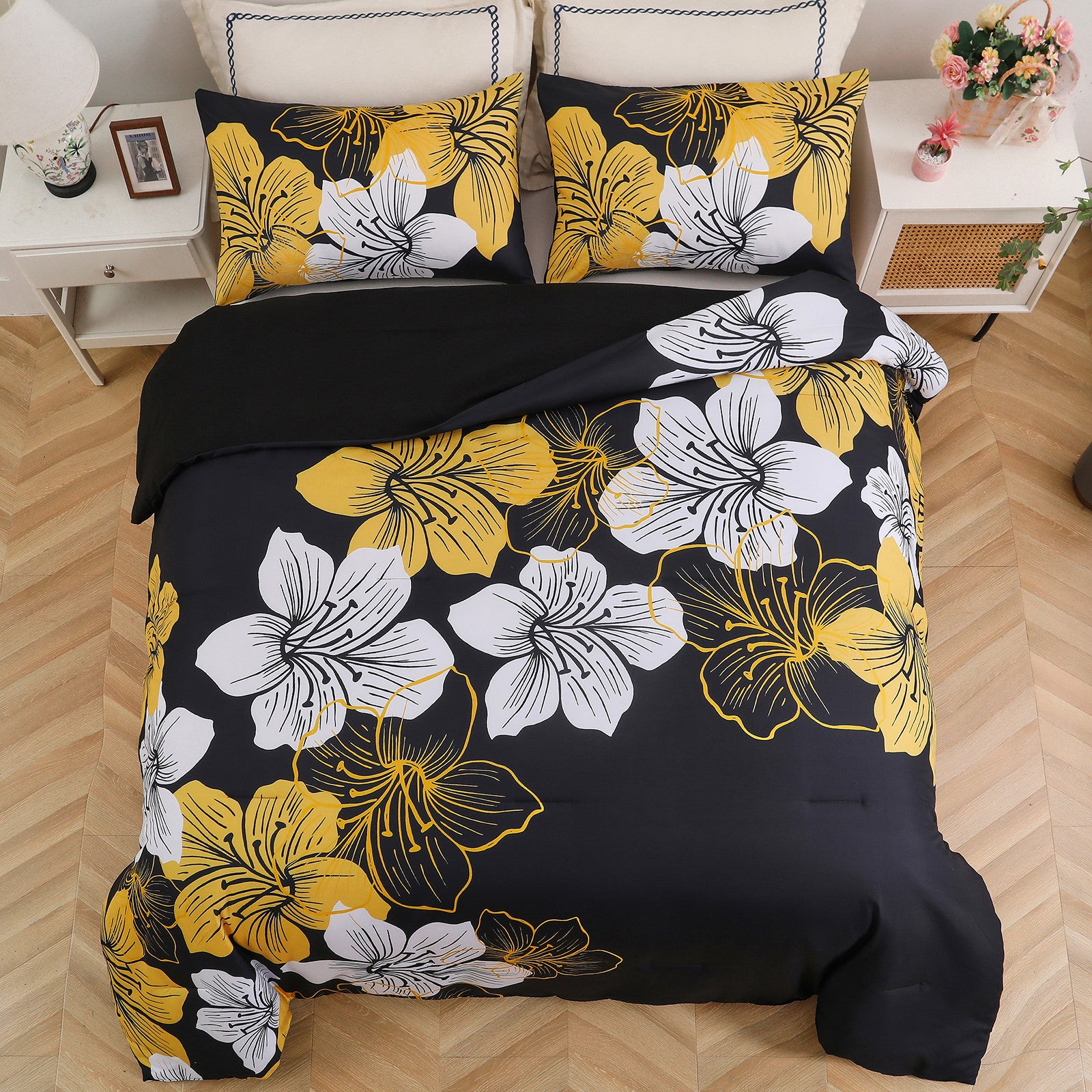 Comforter Set, Black/Gold Floral 3-Piece Bedding, Soft Microfiber for All Seasons