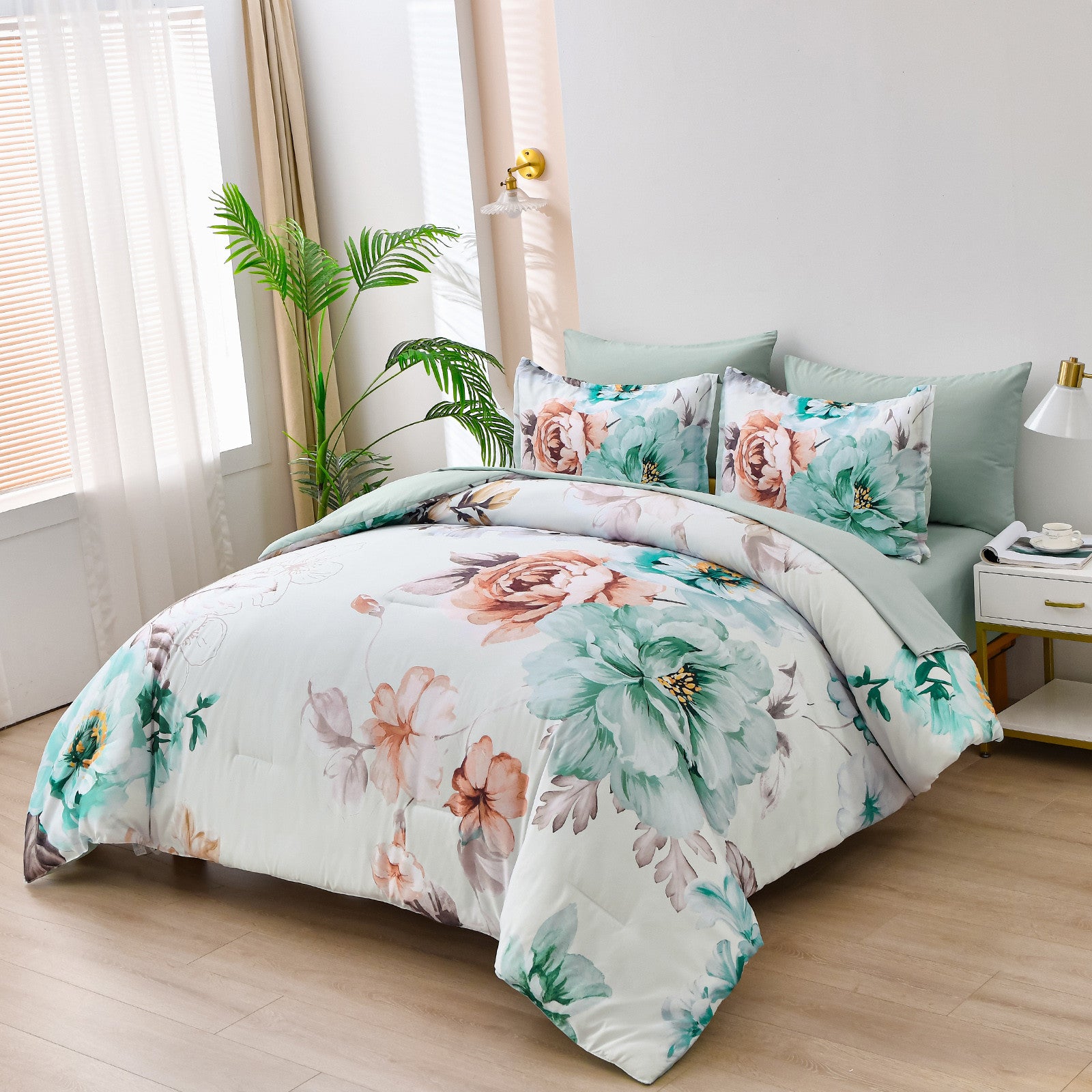 Warm Floral Comforter Set, Cozy Quilted Bedding with Pillowcases