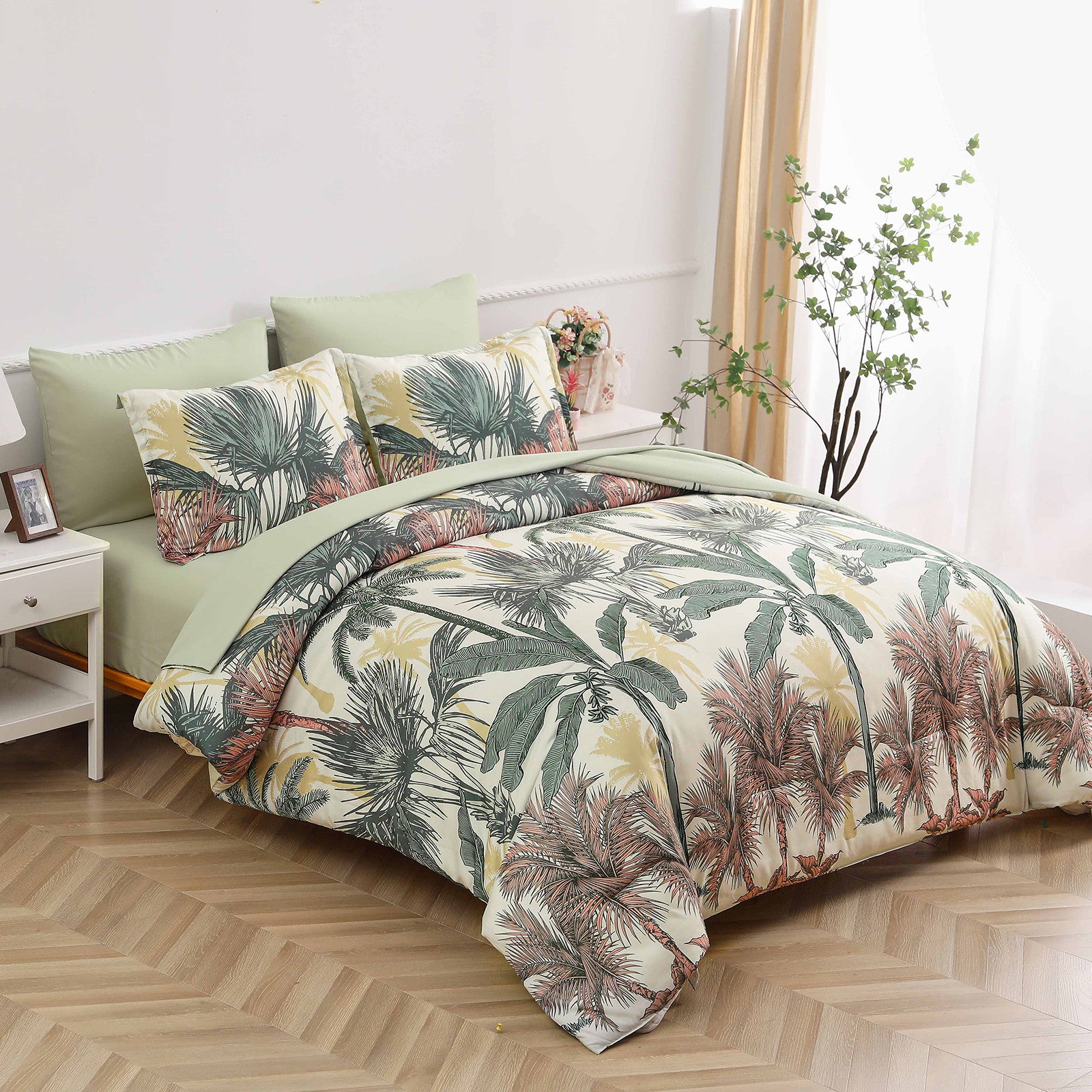 Soft Floral Leaf Comforter Set, Warm Quilted Bedding with Pillowcases