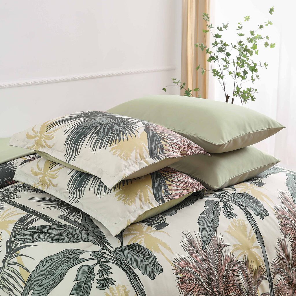 Soft Floral Leaf Comforter Set, Warm Quilted Bedding with Pillowcases