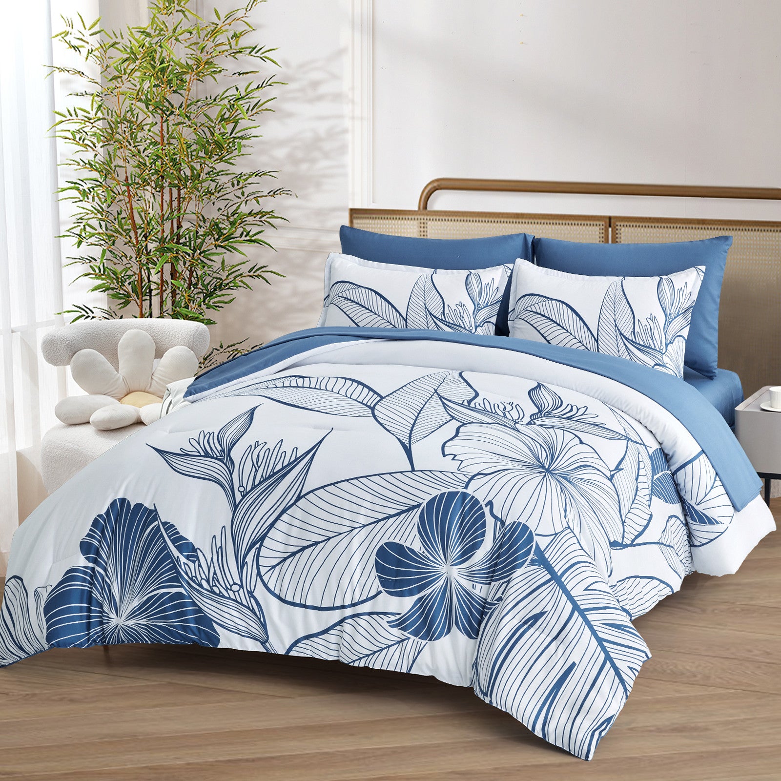 Warm Floral Comforter Set, Plush Winter Bedding with Pillowcases