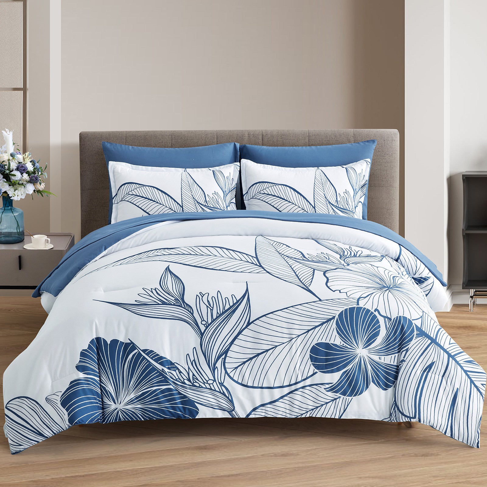 Warm Floral Comforter Set, Plush Winter Bedding with Pillowcases