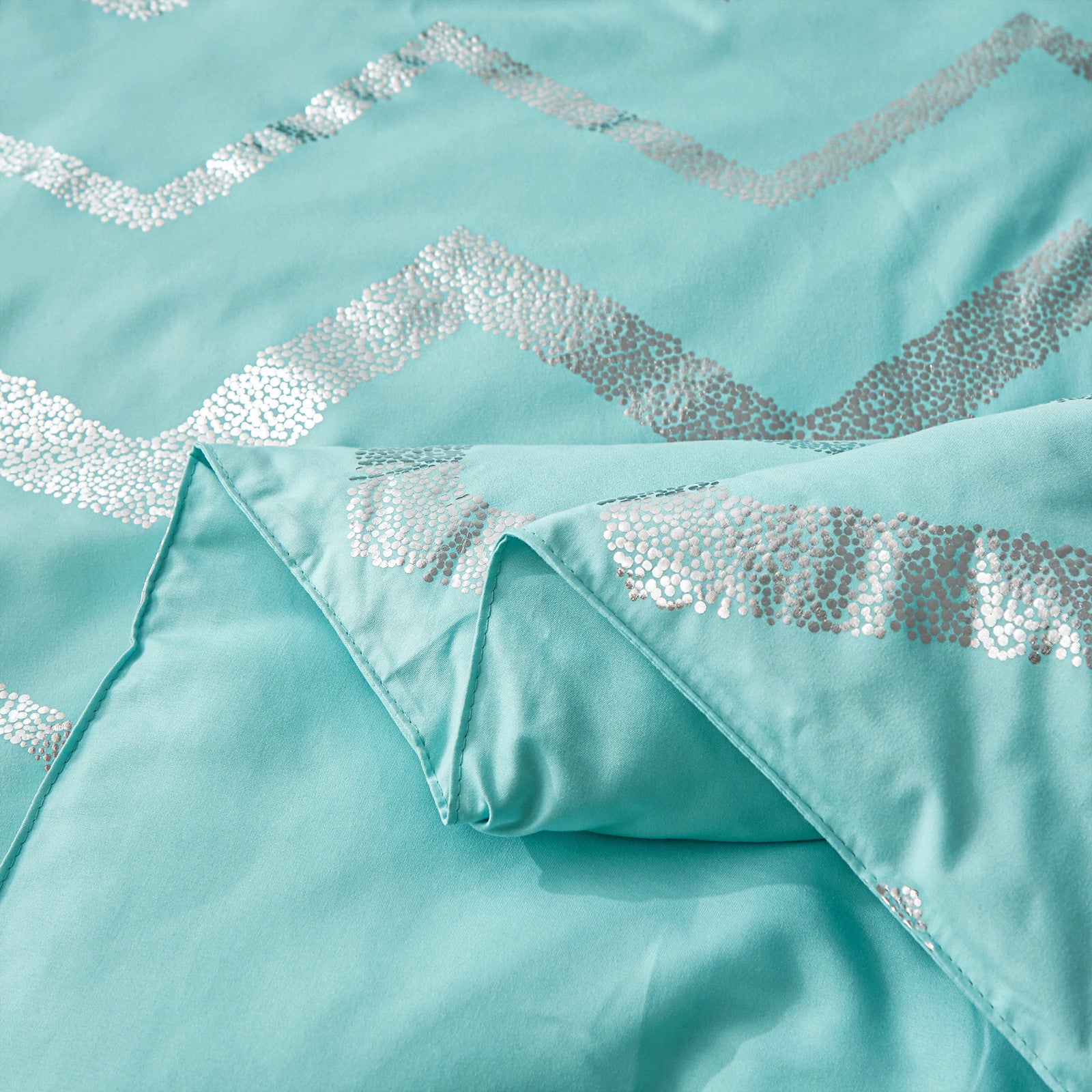 Blue Gradient Comforter Set, Modern 3-Piece Bedding with Pillowcases