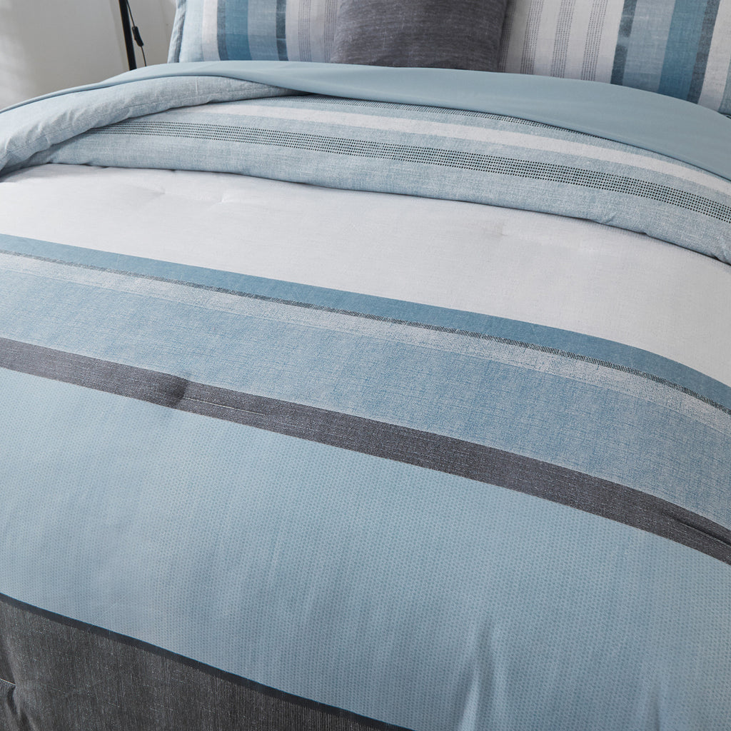 Floral Stripes Comforter Set, Stylish 3-Piece Bedding with Pillowcases