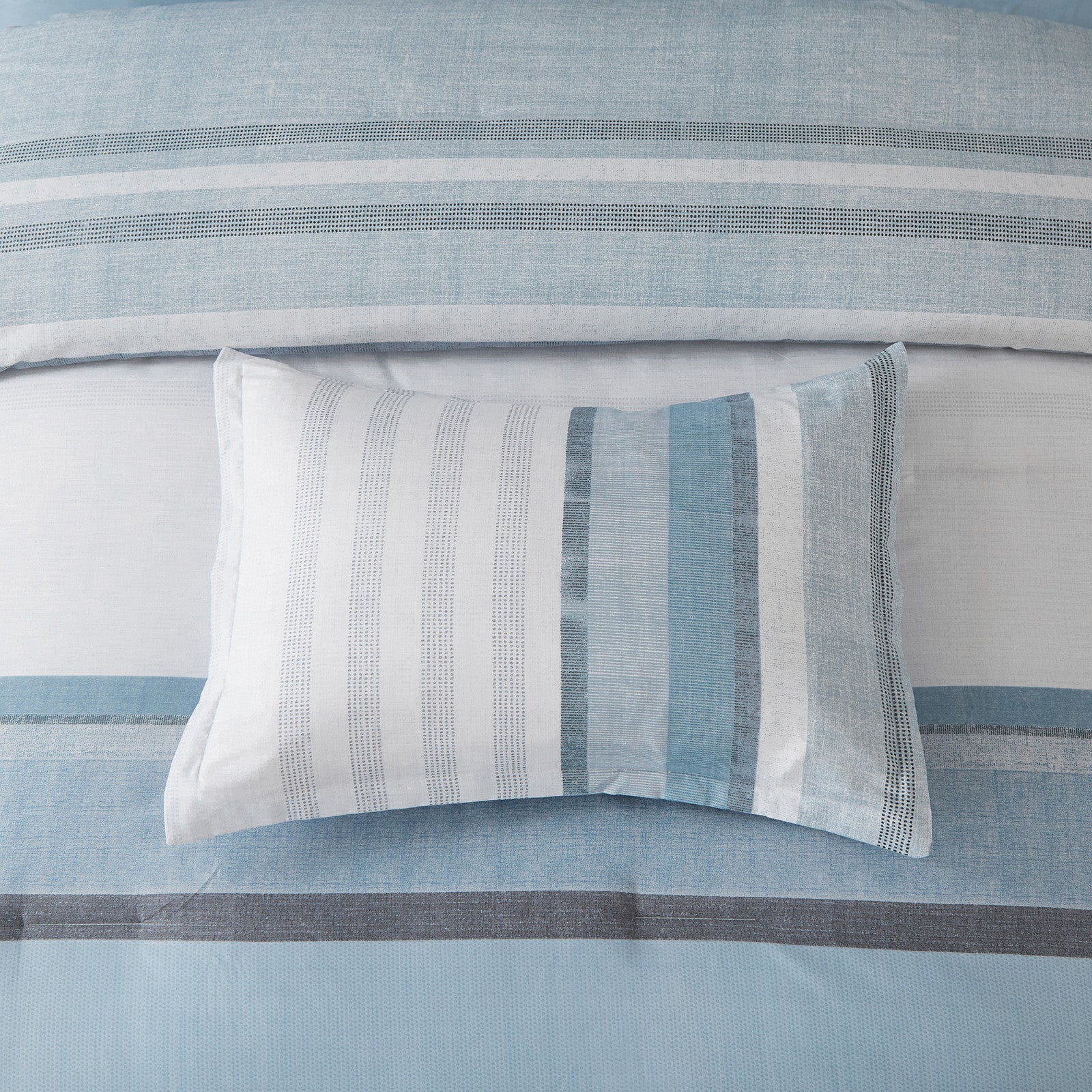 Floral Stripes Comforter Set, Stylish 3-Piece Bedding with Pillowcases