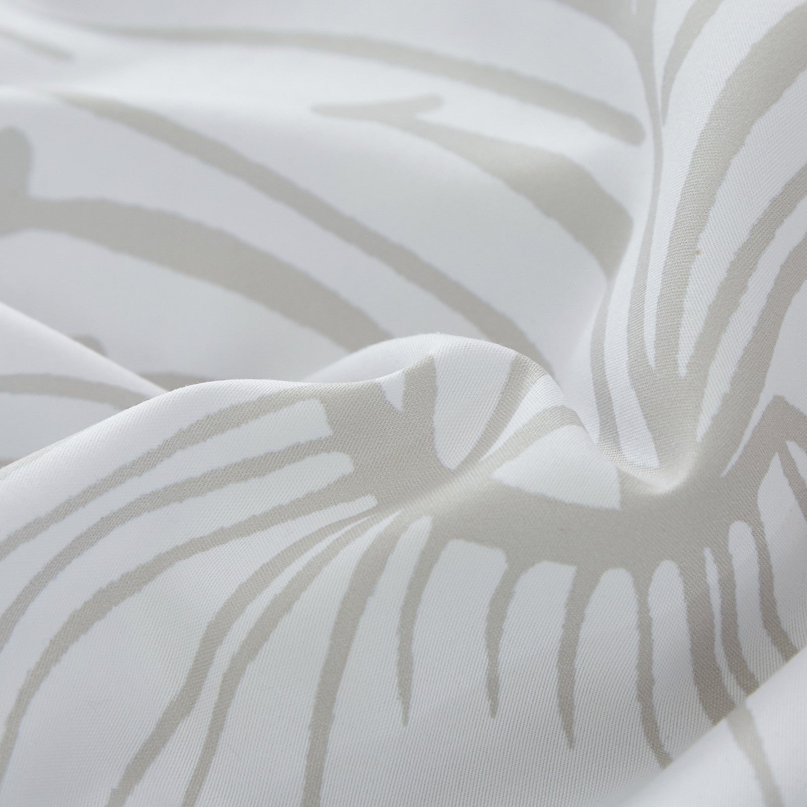 Floral Comforter Set, Purple Floral 3-Piece Bedding, Lightweight Microfiber