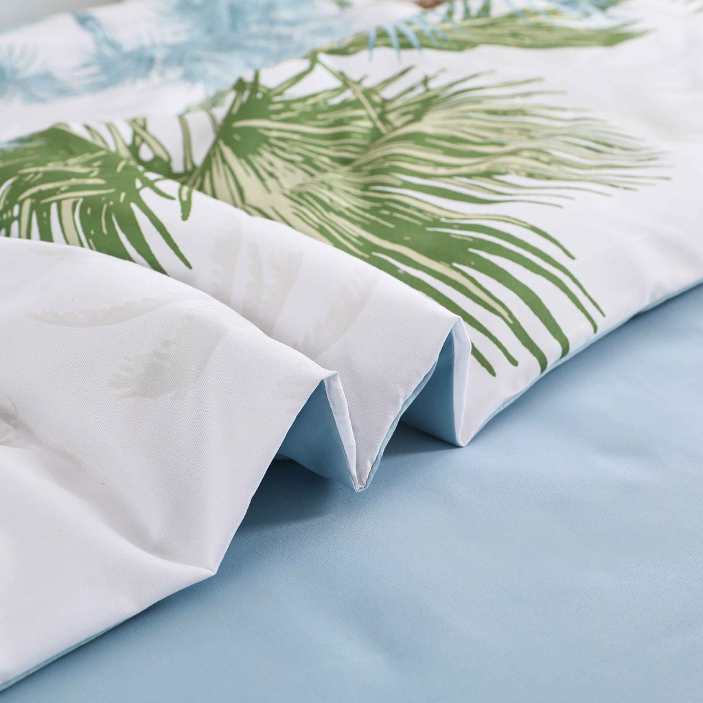 Soft Floral Leaf Comforter Set, Deluxe Quilted Bedding with Pillowcases