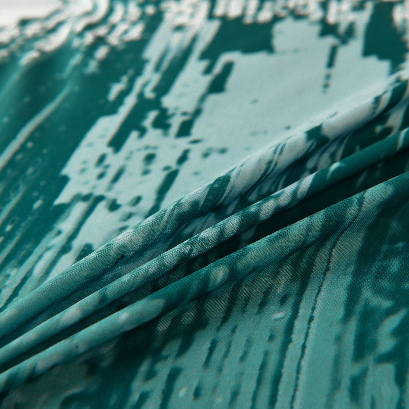 Floral Stripes Comforter Set, Plush 3-Piece Bedding with Pillowcases