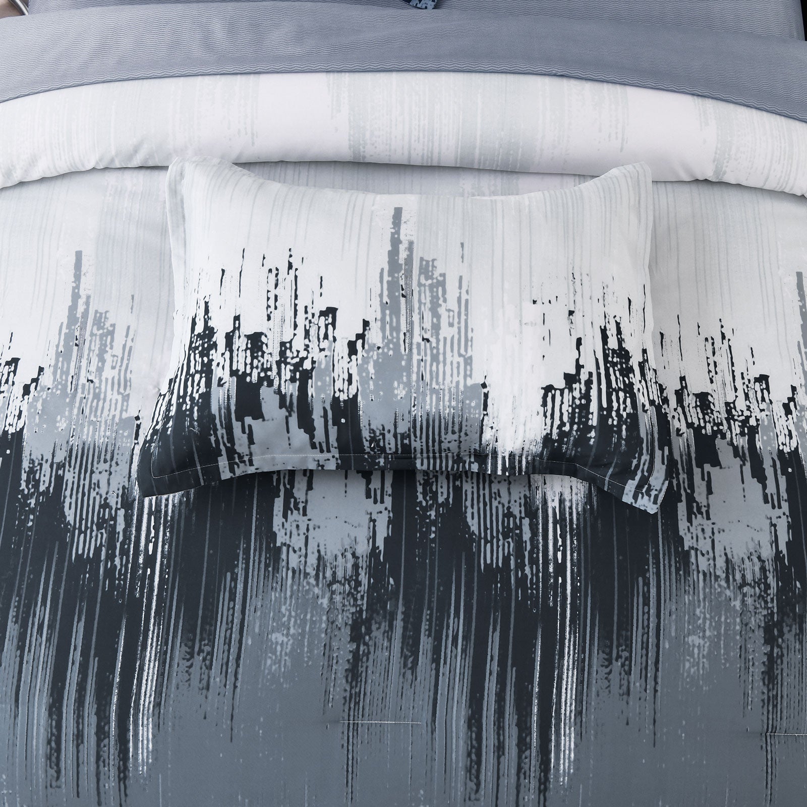 Floral Stripes Comforter Set, Warm 3-Piece Bedding with Pillowcases