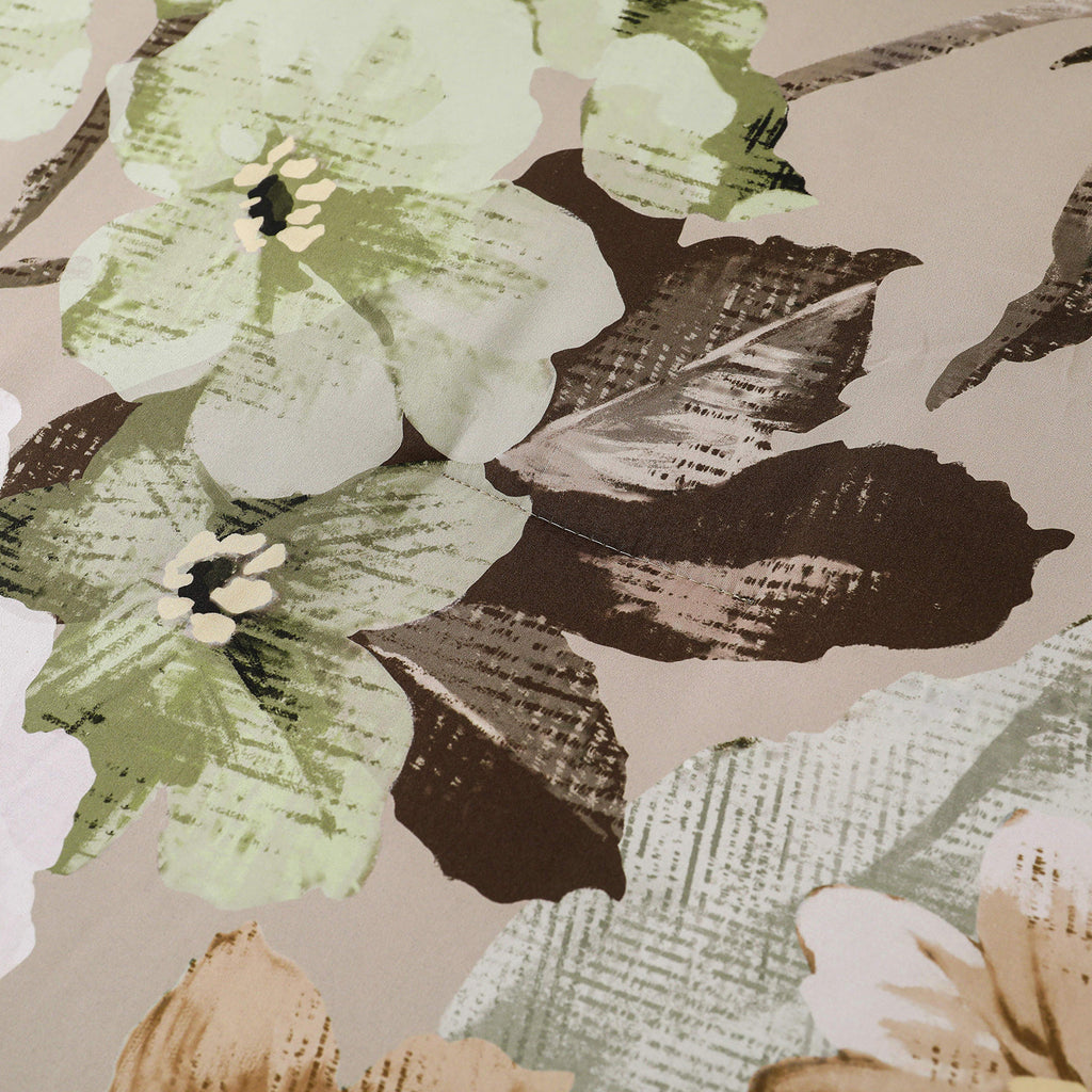 Cozy Floral Comforter Set, Quilted Warm Bedding with Pillowcases