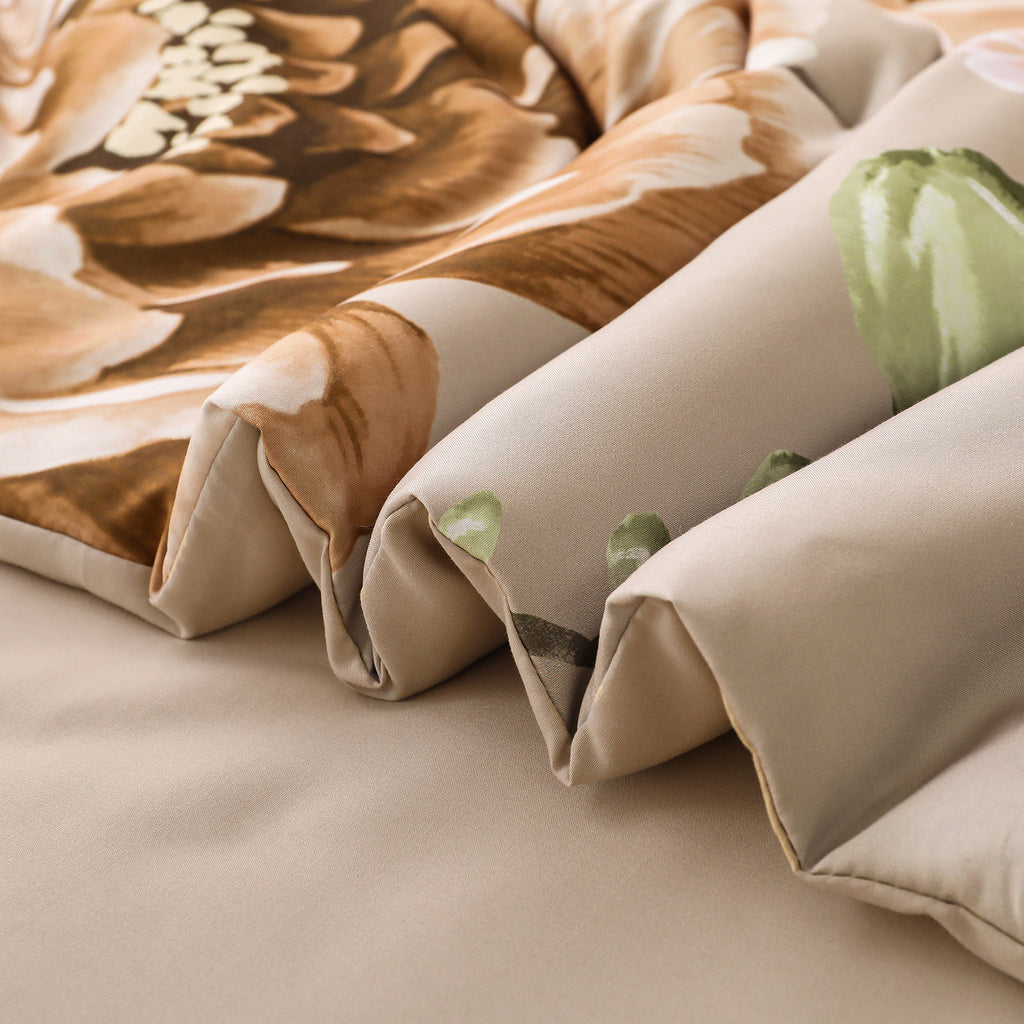Cozy Floral Comforter Set, Quilted Warm Bedding with Pillowcases