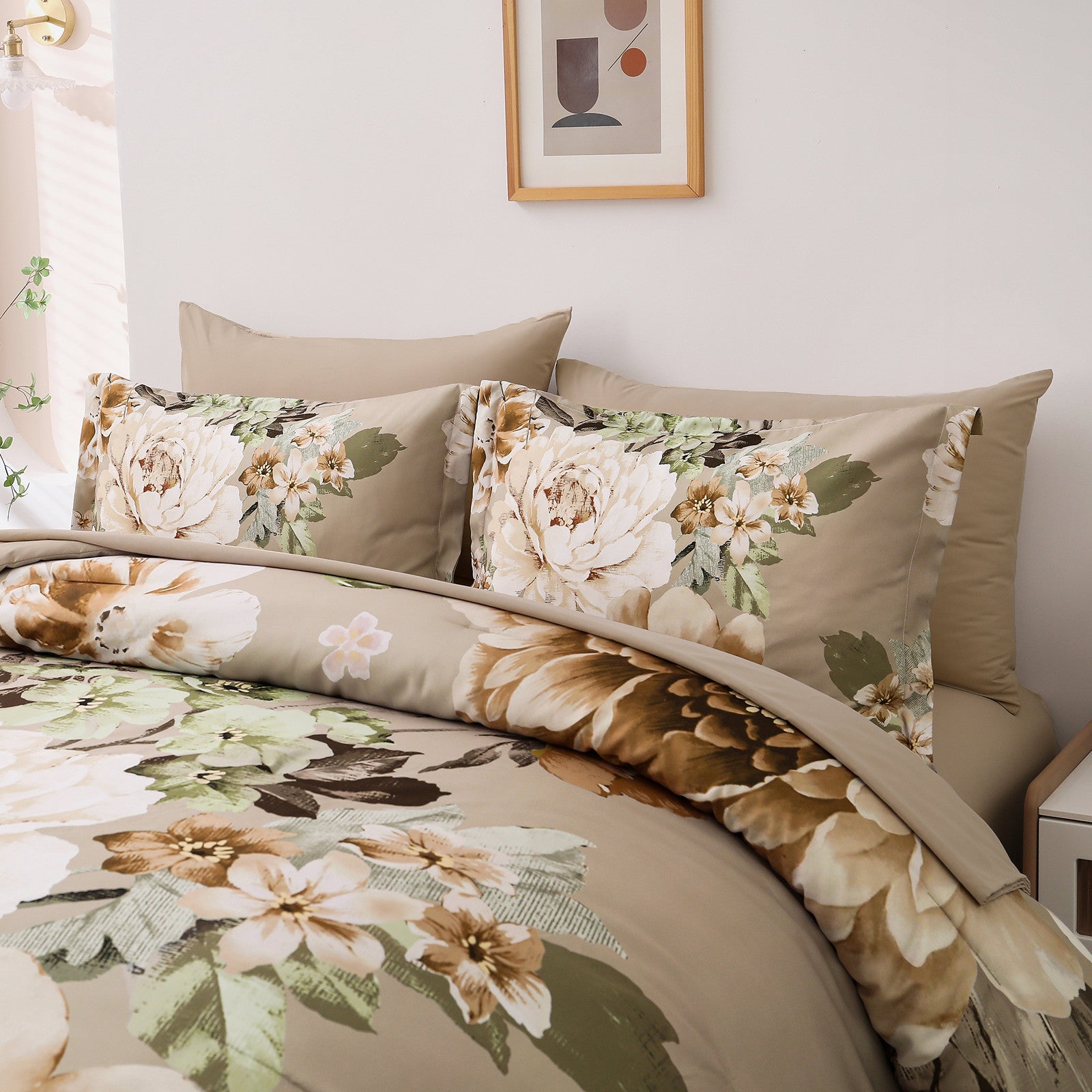 Cozy Floral Comforter Set, Quilted Warm Bedding with Pillowcases