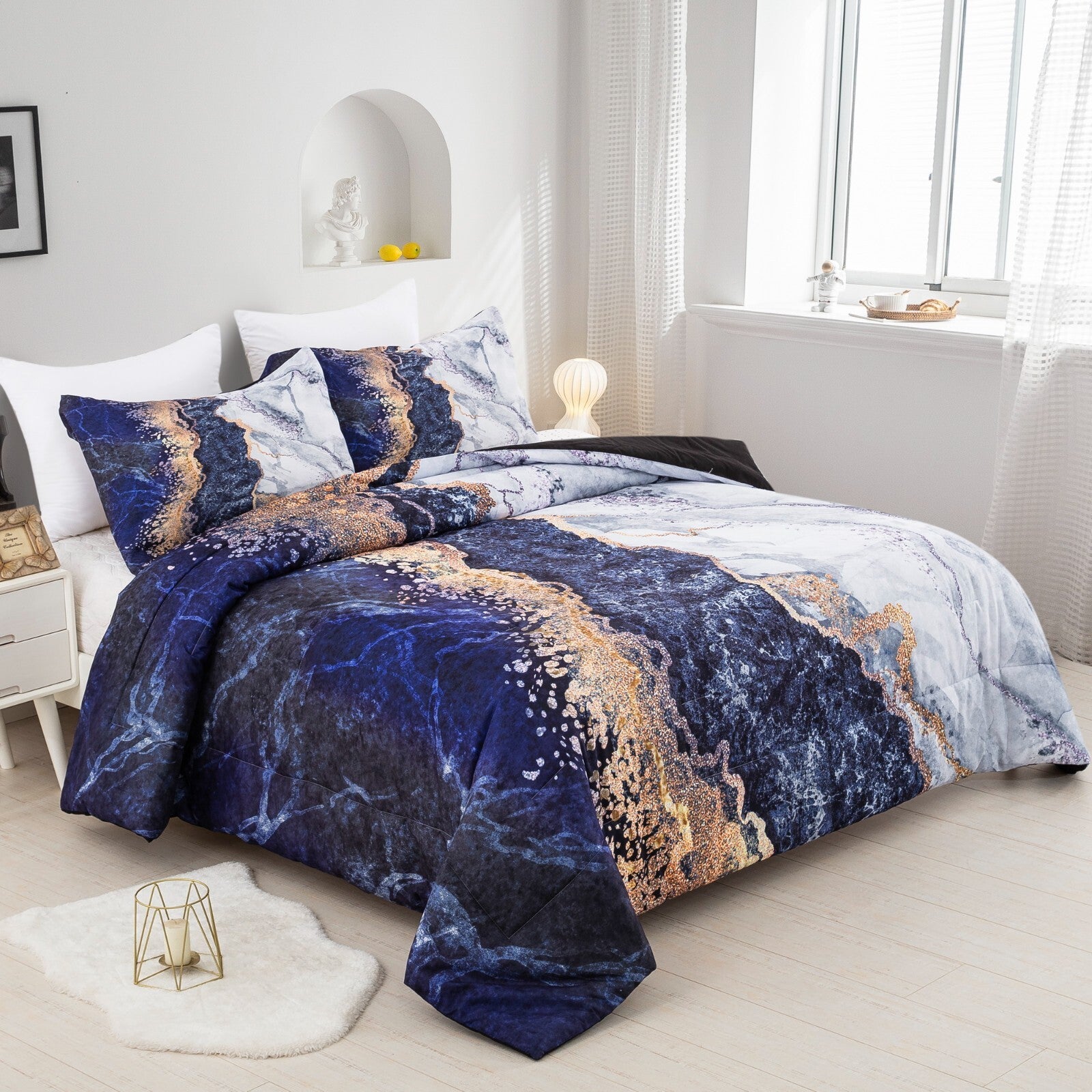 Blue Marble Comforter Set, Retro Watercolor 3-Piece Bedding Ensemble
