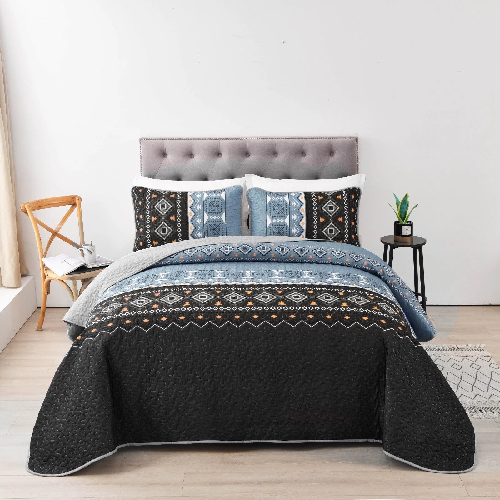 Ambient bloom sky black hour Comforter Set - Aesthetic 3-Piece Bedroom Mood