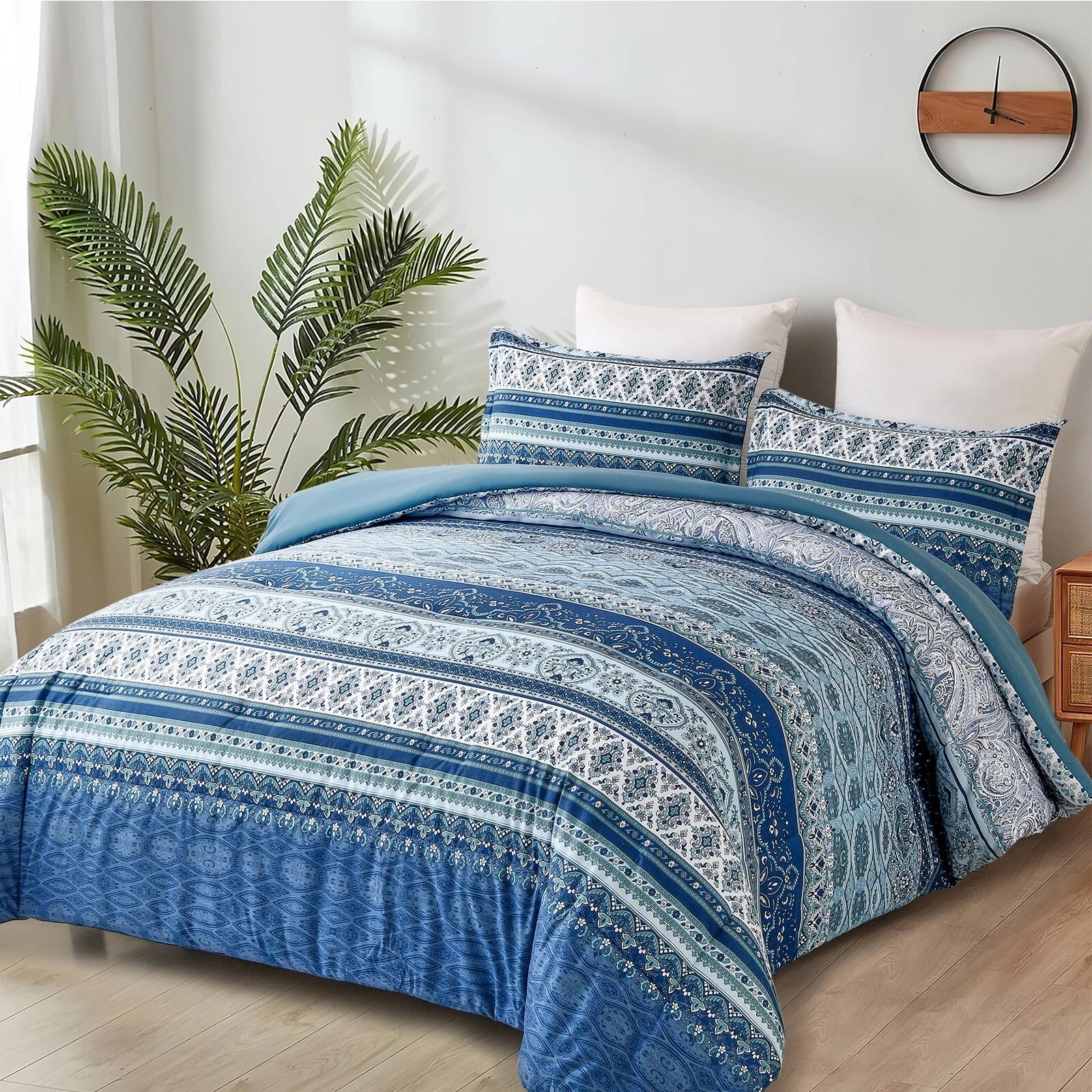 Boho Vibes blue Bedding Set - 3-Piece Comforter & Pillow Covers
