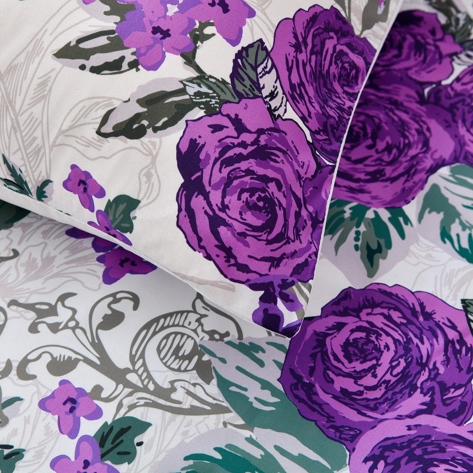 Luxe Loft Purple rose Quilted Comforter & Shams - Trending 3-Piece Set