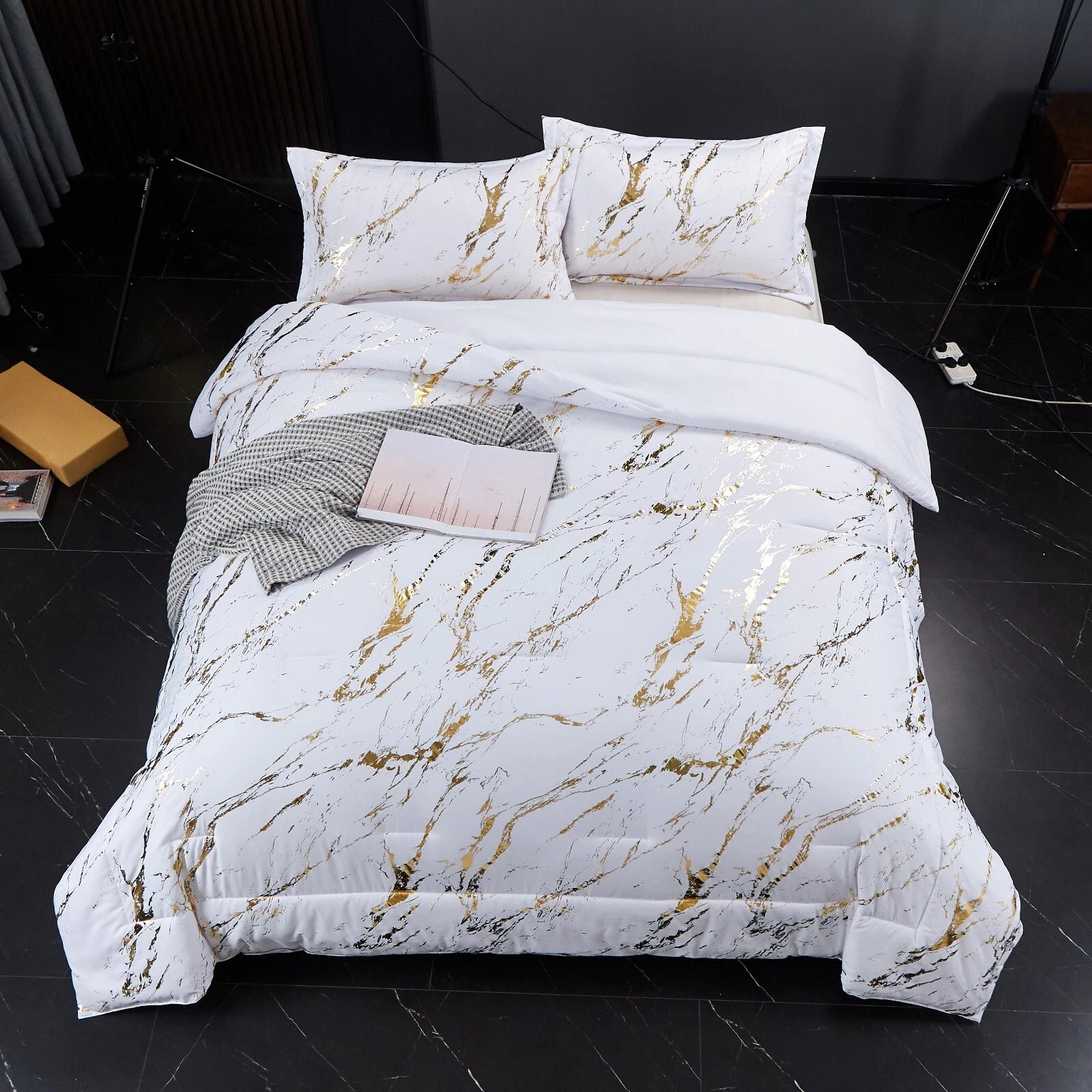 Cloud Rest Bedding Collection - Minimal 3-Piece Comforter