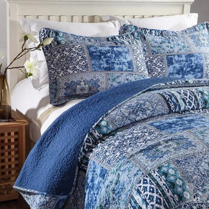 Boho Blue Quilted Coverlet & Pillow Set: Vibrant, Cozy Elegance -