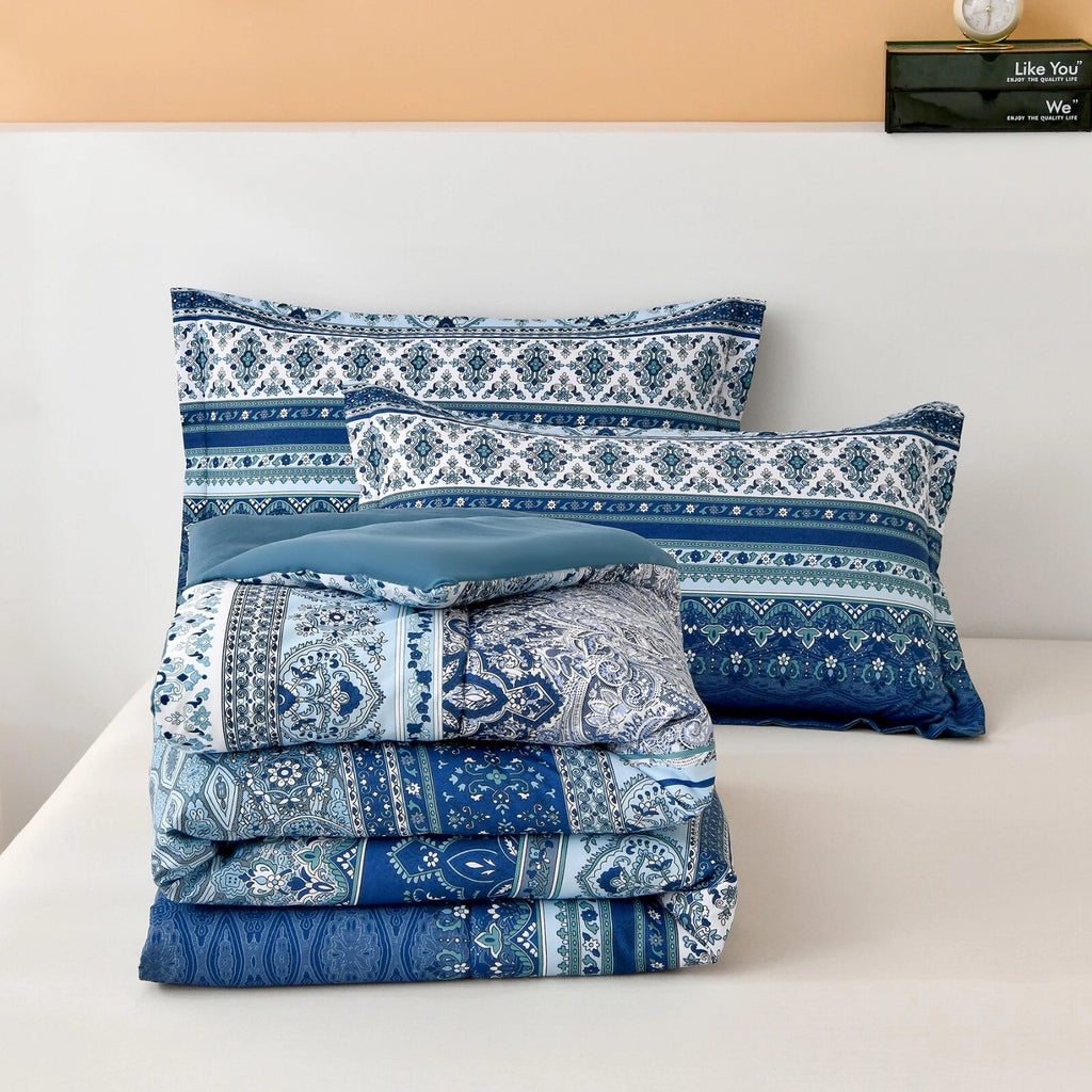 Boho Vibes blue Bedding Set - 3-Piece Comforter & Pillow Covers