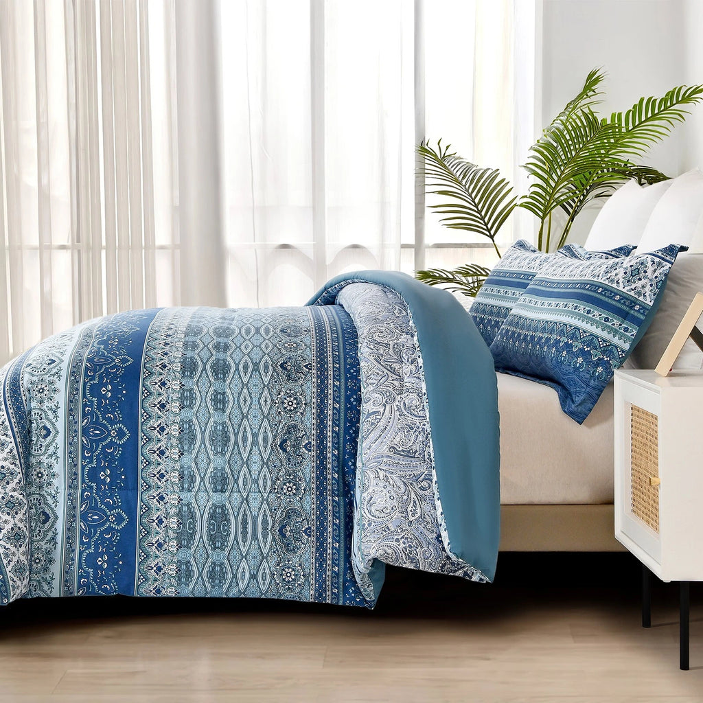 Boho Vibes blue Bedding Set - 3-Piece Comforter & Pillow Covers