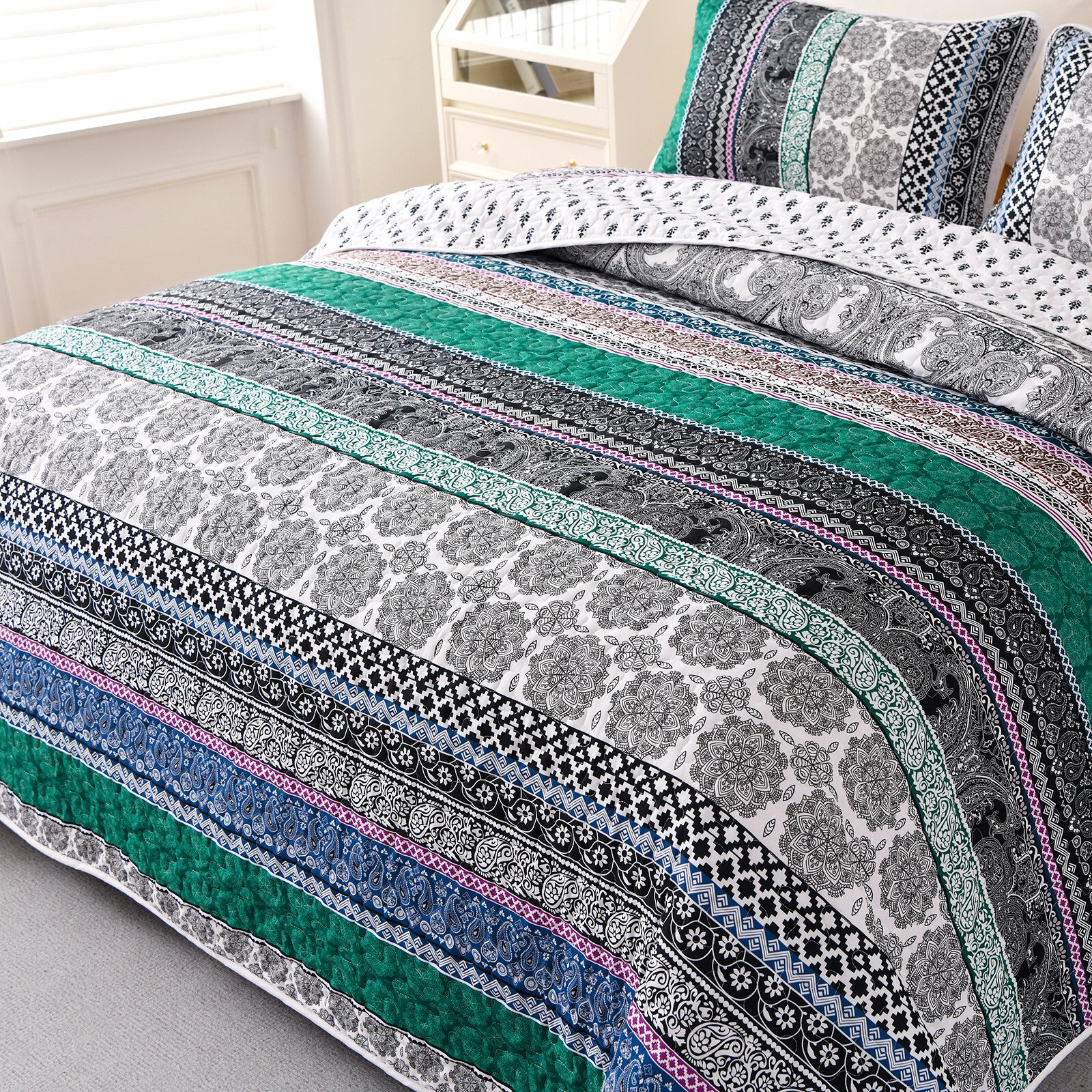 Romantic Blush green grey 3 Pc Bedspread & Pillow Cover Set