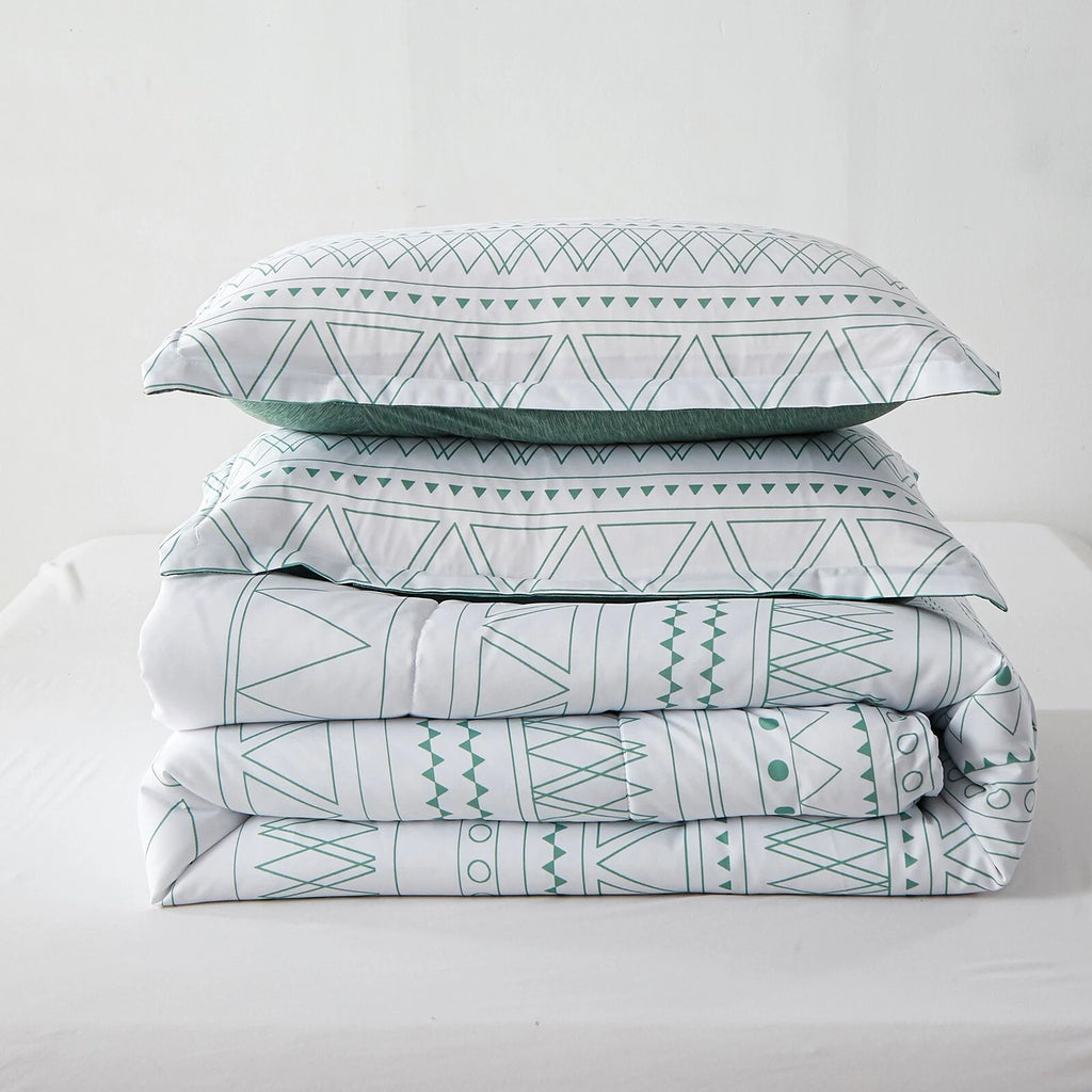 Boho Vibes Bedding Set - 3-Piece Comforter & Pillow Covers