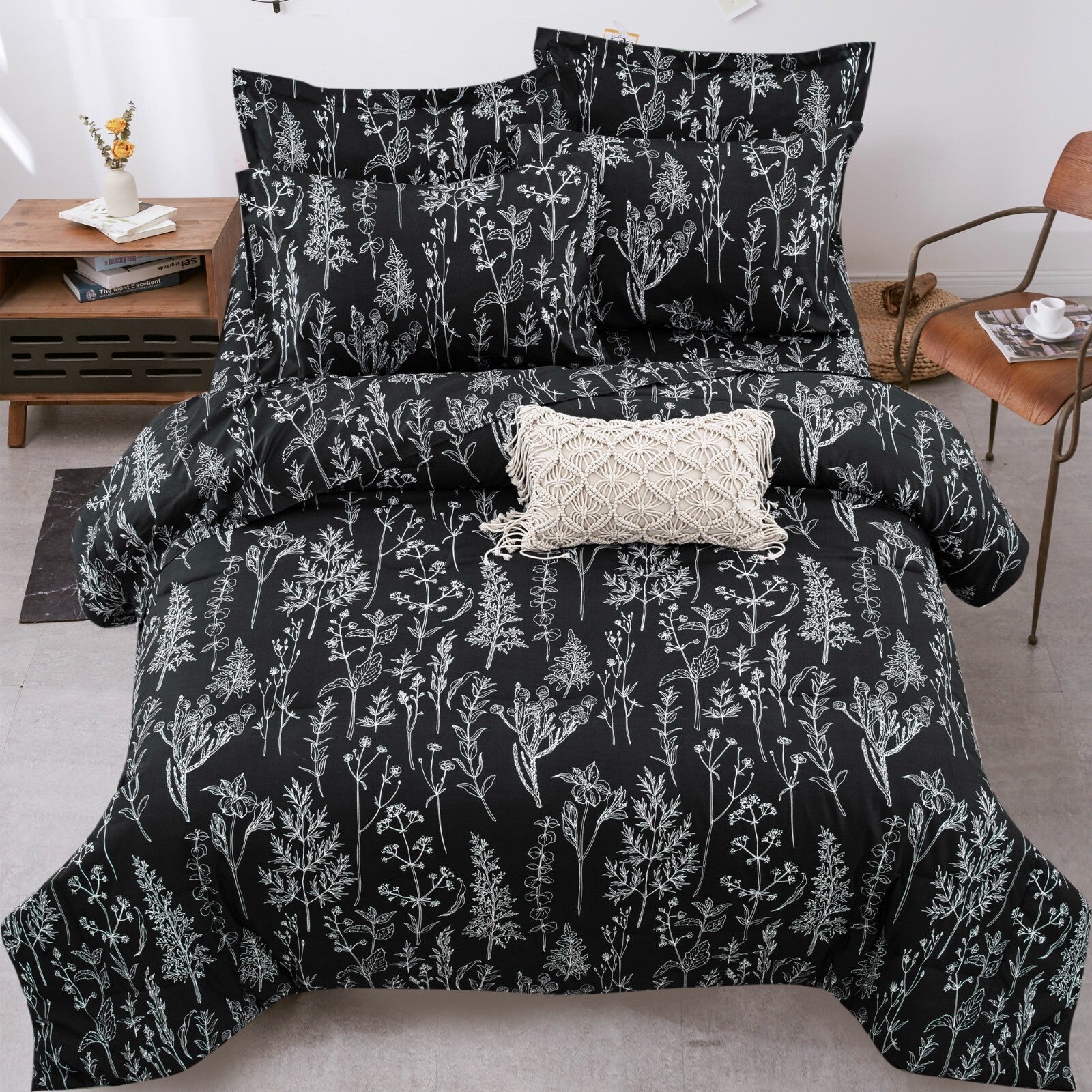 Floral Leaves Comforter Set, Microfiber Quilted Bedding with Pillowcase