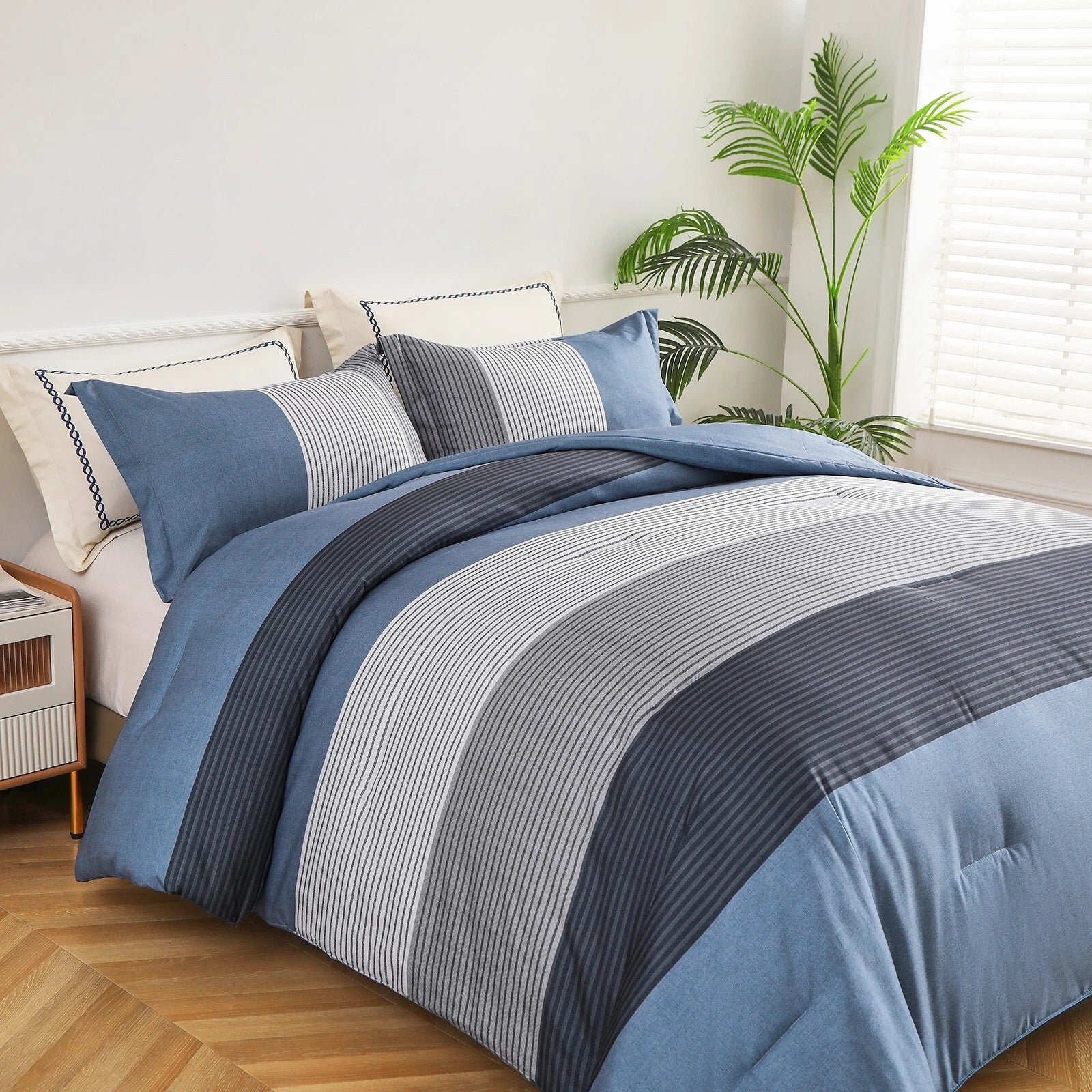 Coastal Drift striped Comforter Bundle - Breezy 3-Piece Bedding