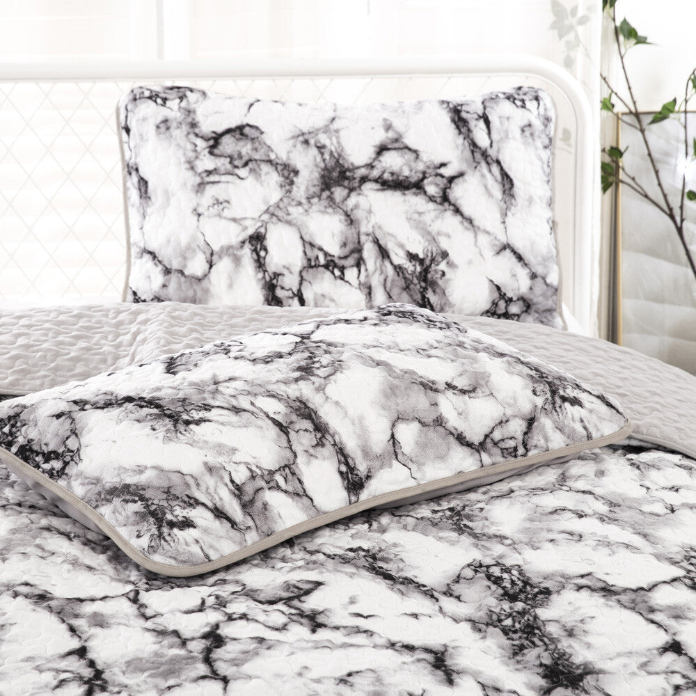 Marble Whisper Lightweight 3 Pc Bedspread & Pillow Cover Set