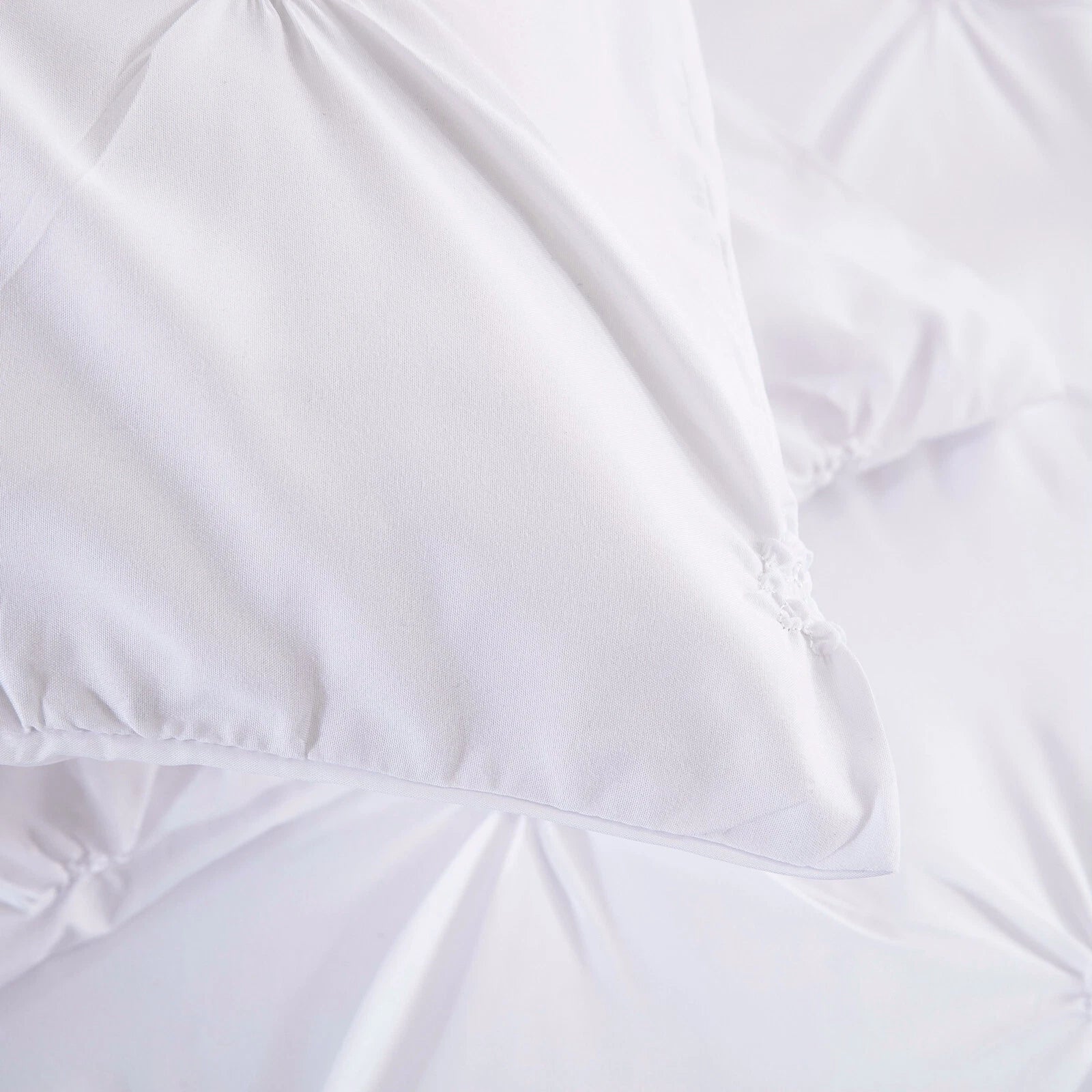Minimal Mood white Comforter Collection - Modern 3-Piece Set