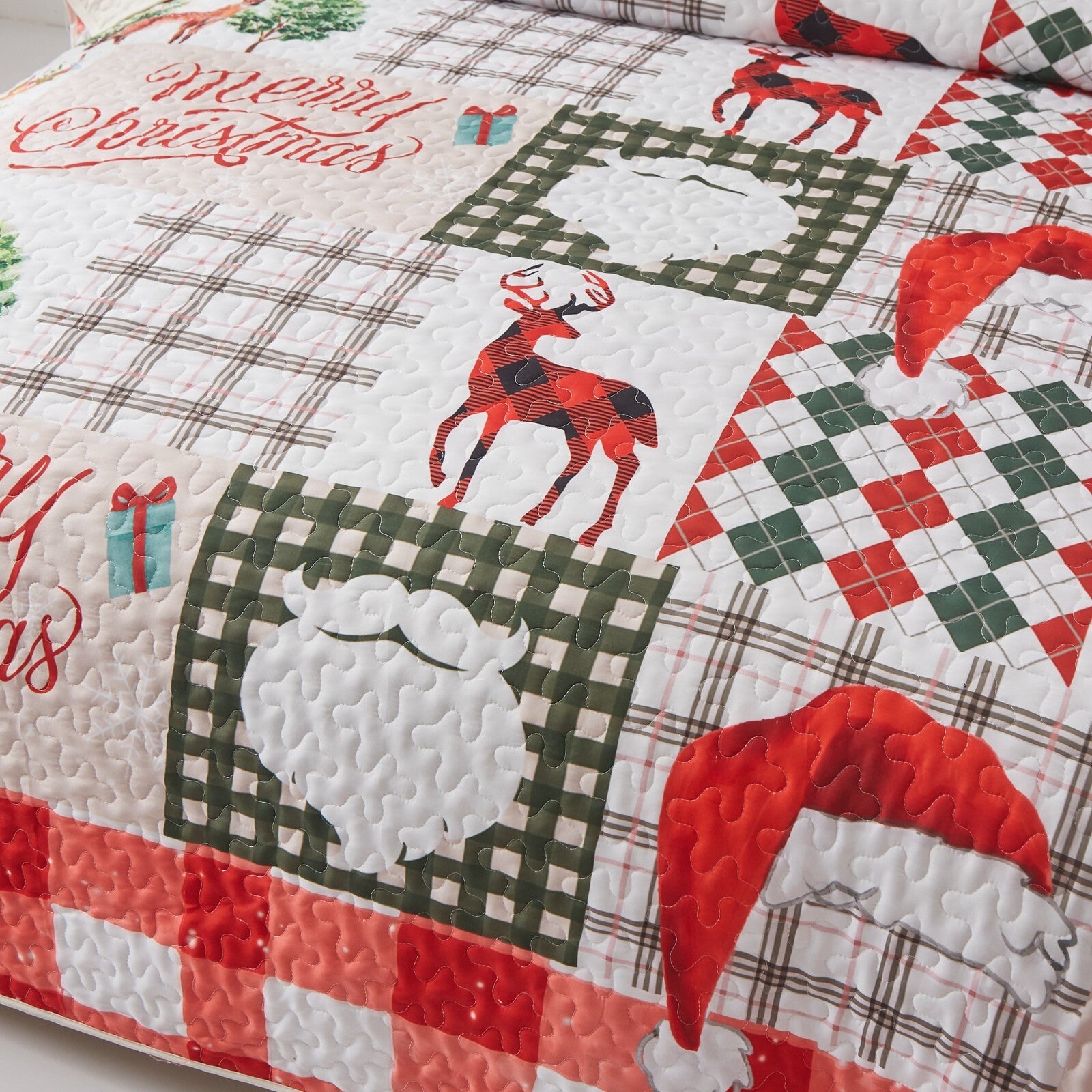 Joyful Santa & Reindeer Christmas Bedspread Set