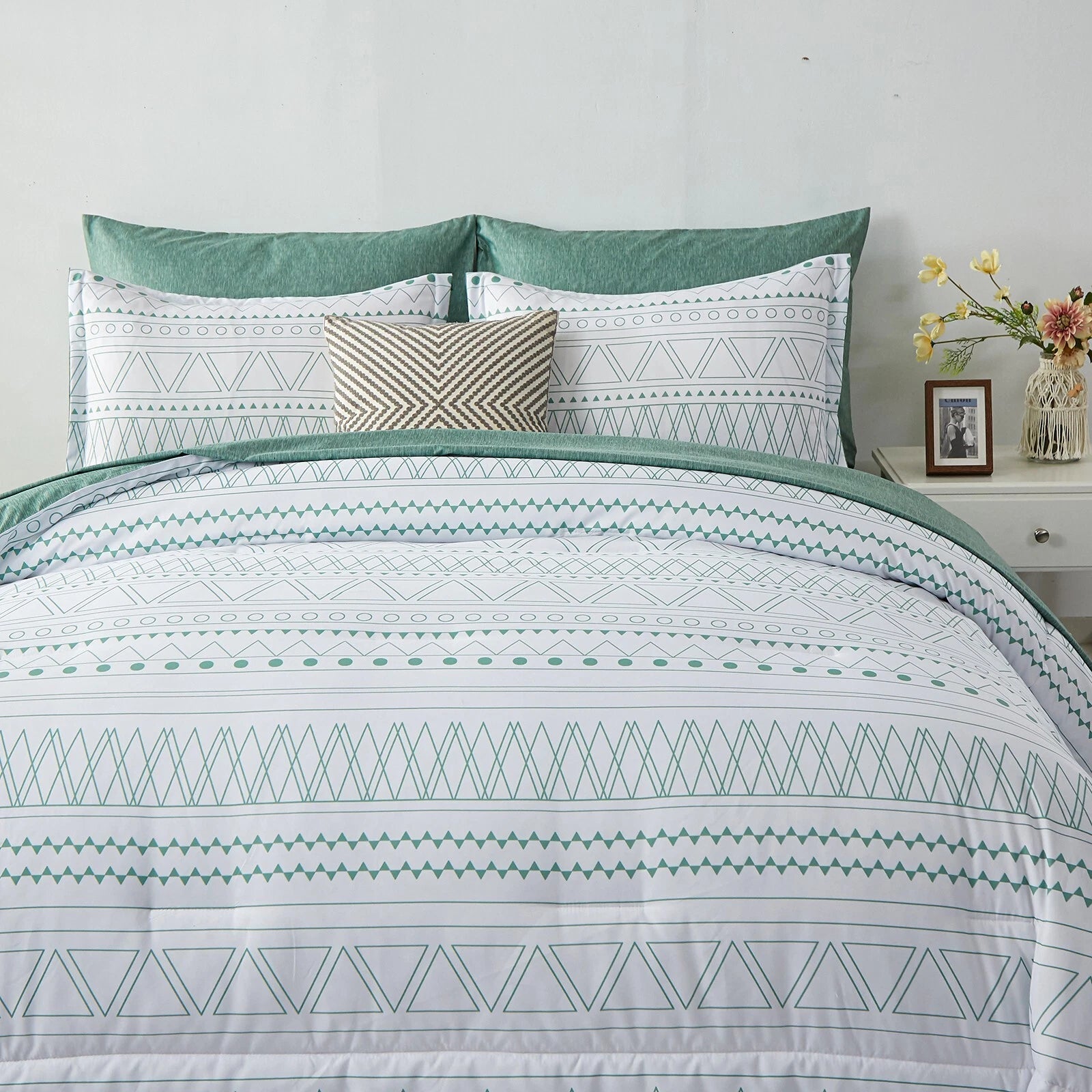 Boho Vibes Bedding Set - 3-Piece Comforter & Pillow Covers