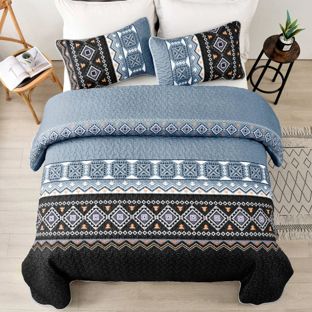 Ambient bloom sky black hour Comforter Set - Aesthetic 3-Piece Bedroom Mood