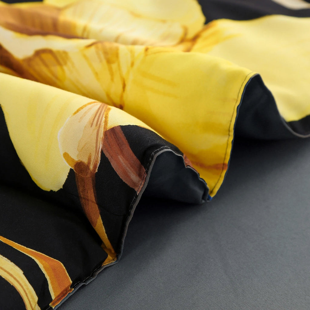 Soft Floral Leaf Comforter Set, Quilted Bedding with Pillowcases