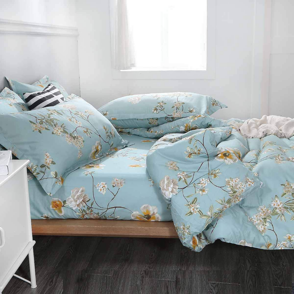 Floral Soft Comforter Set, /, Quilted Bedding for All Seasons