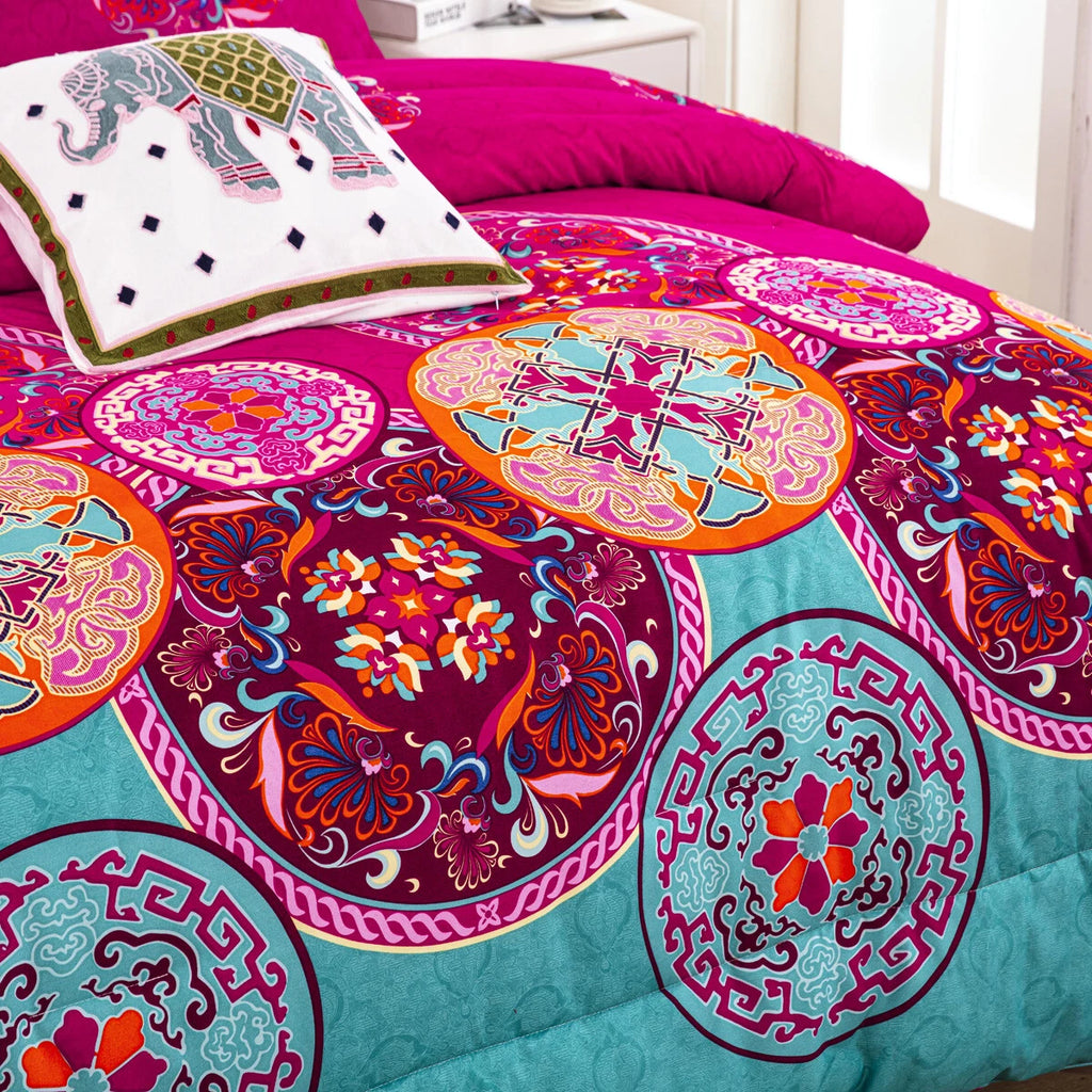 Aesthetic Glow Floral 3-Piece Comforter Set with Matching Shams